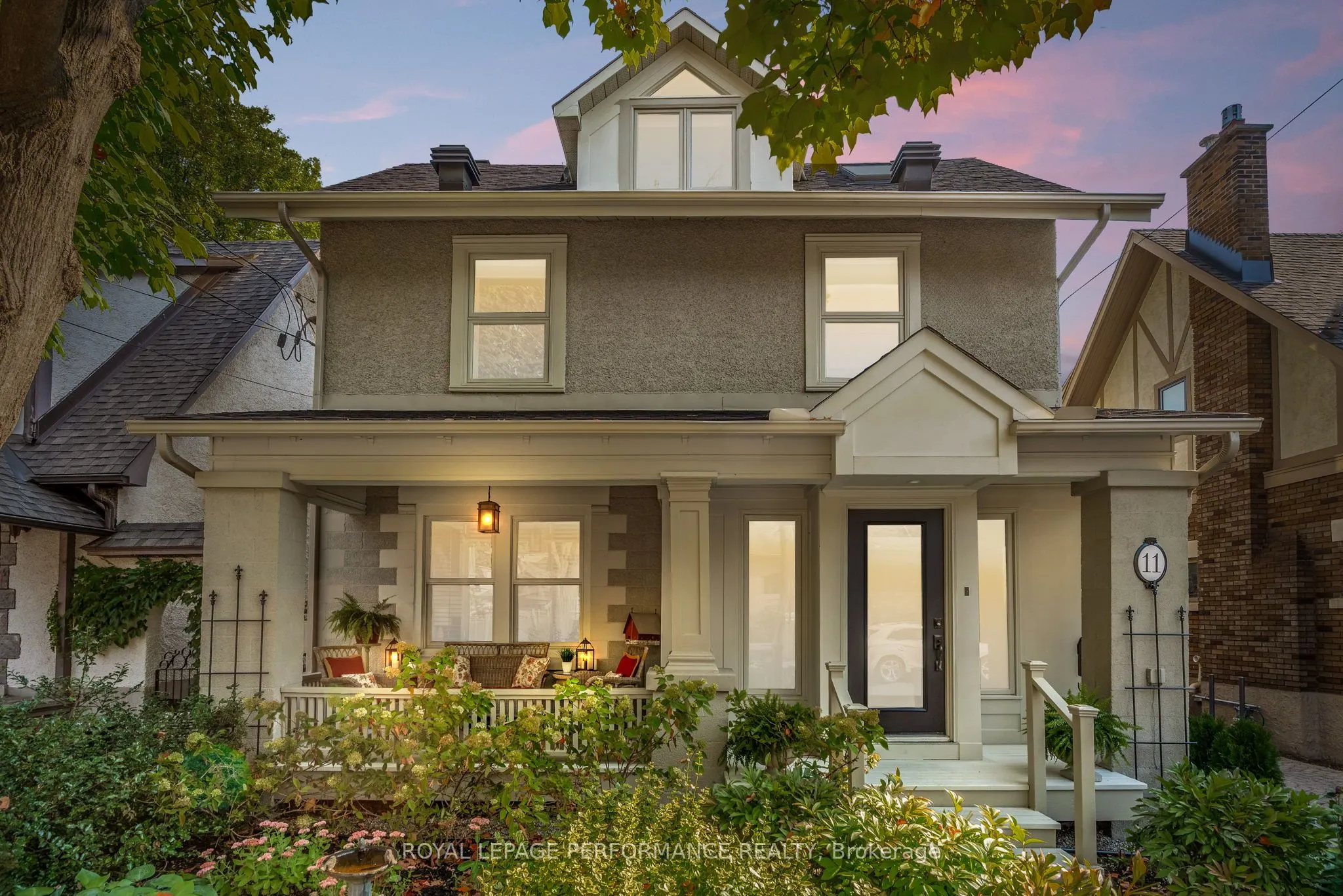 11 Marlowe Crescent