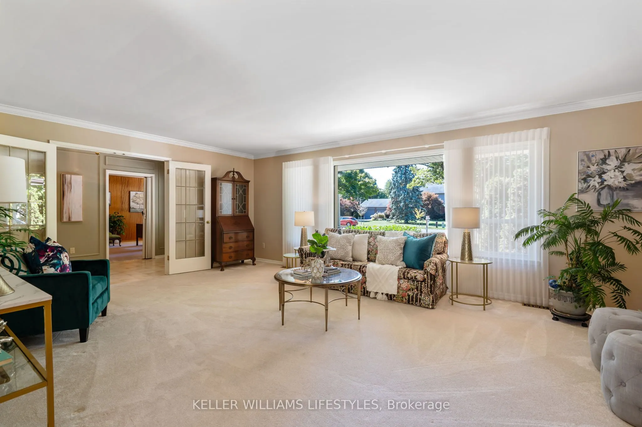 1618 Stoneybrook Crescent
