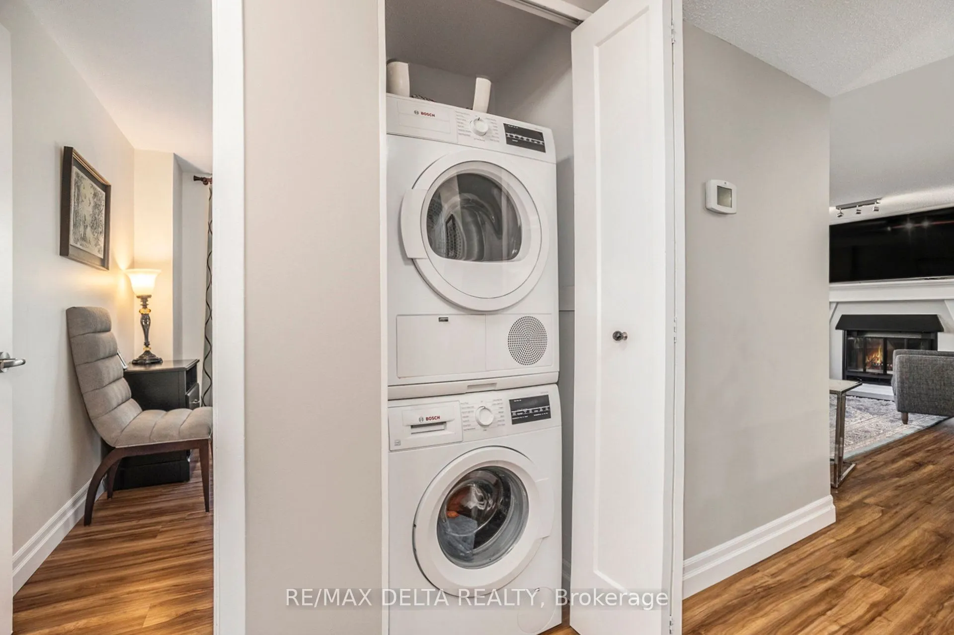 295 Gilmour Street, #304
