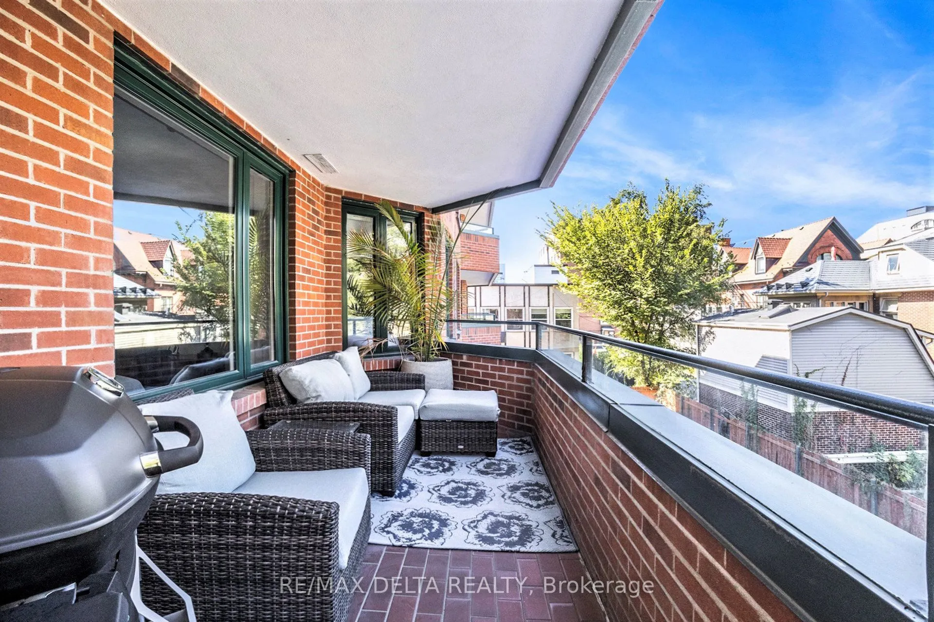 295 Gilmour Street, #304