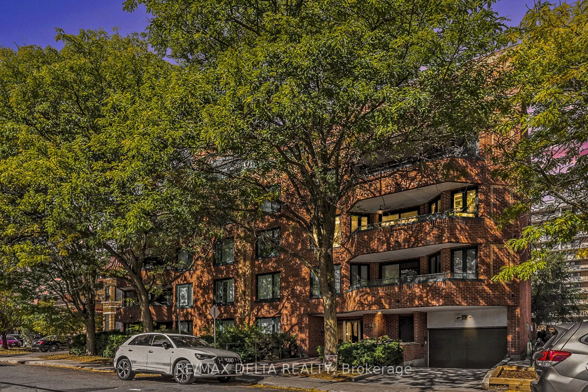 295 Gilmour Street, #304