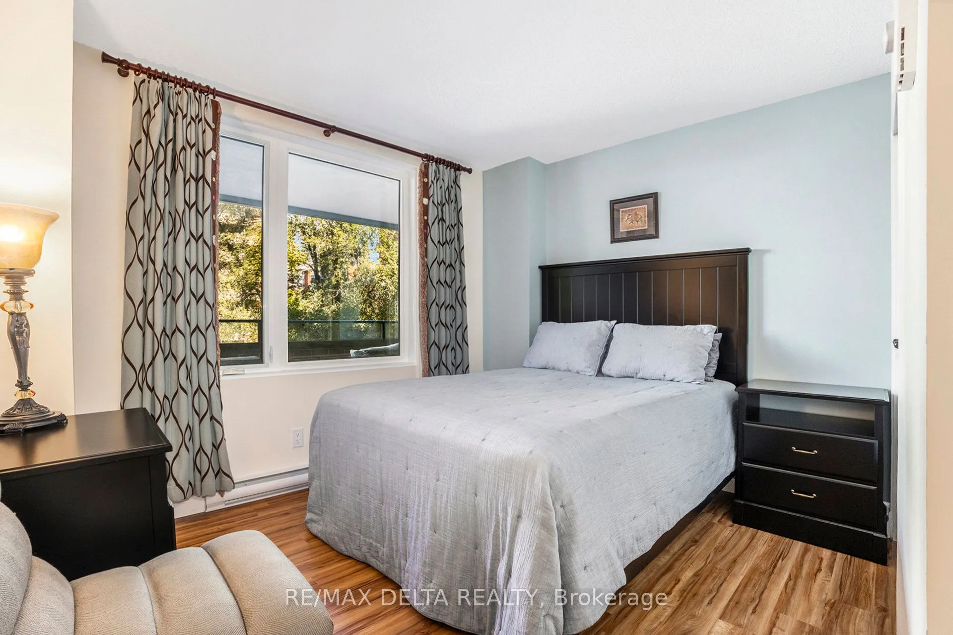 295 Gilmour Street, #304