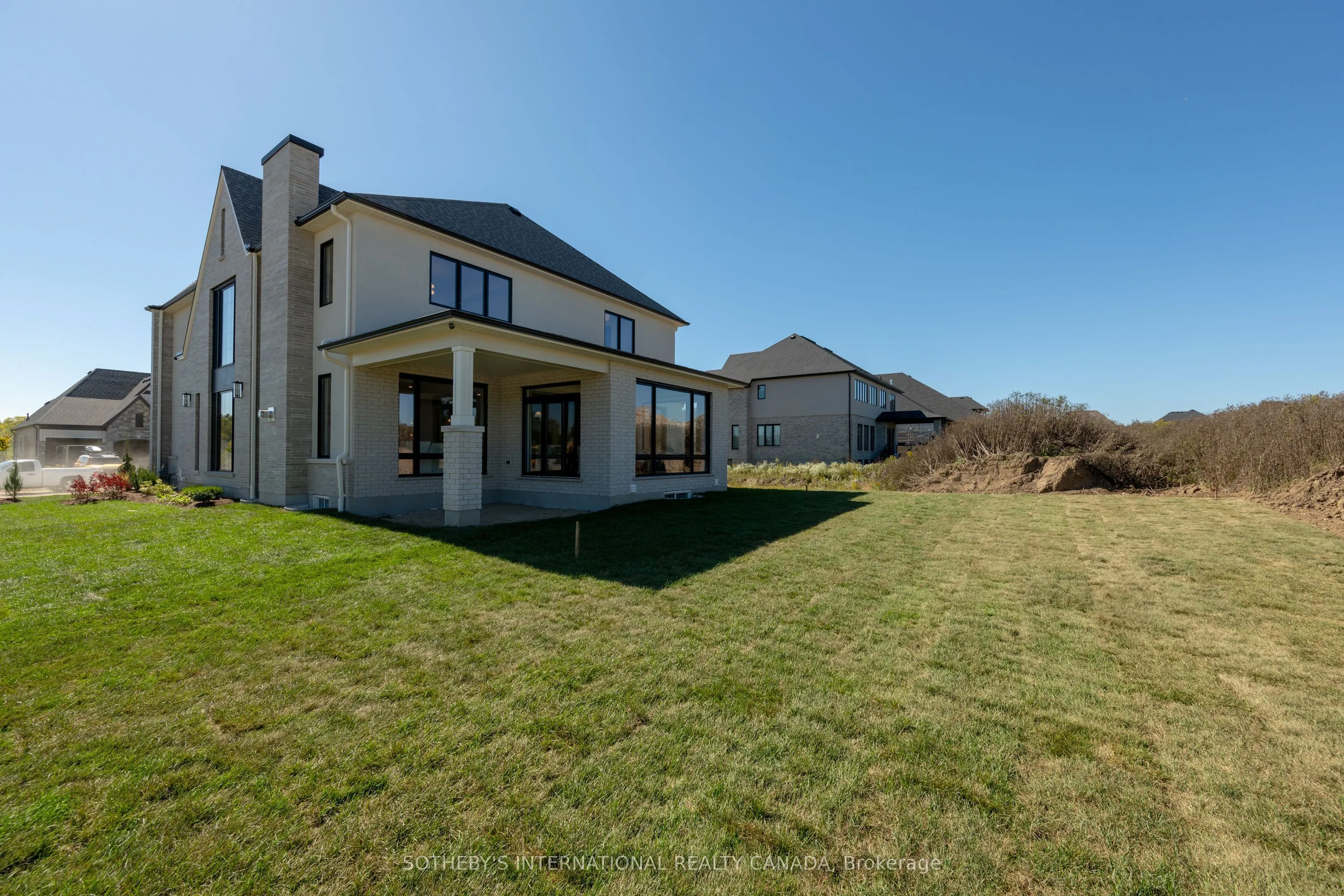 526 Creekview Chase