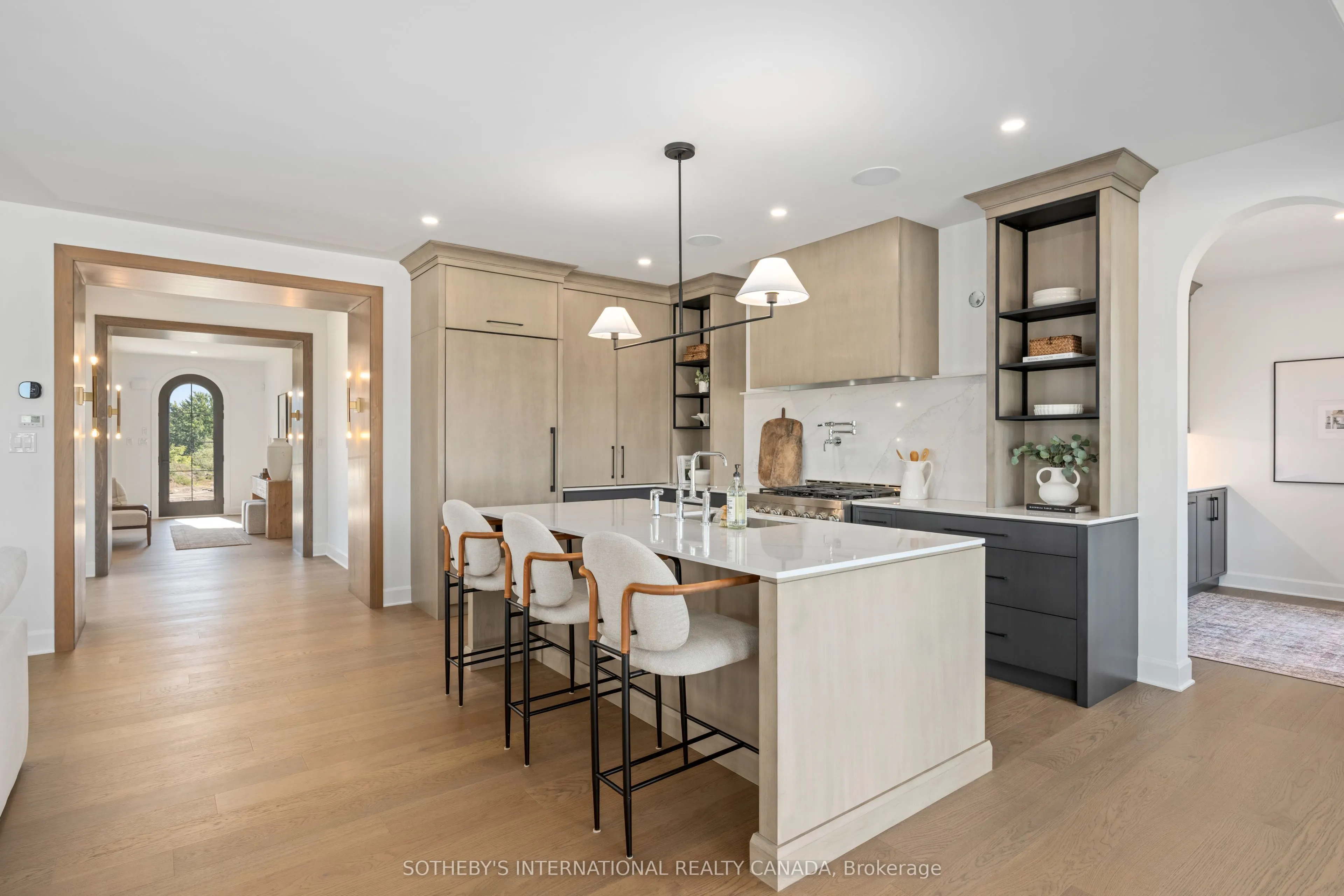 526 Creekview Chase