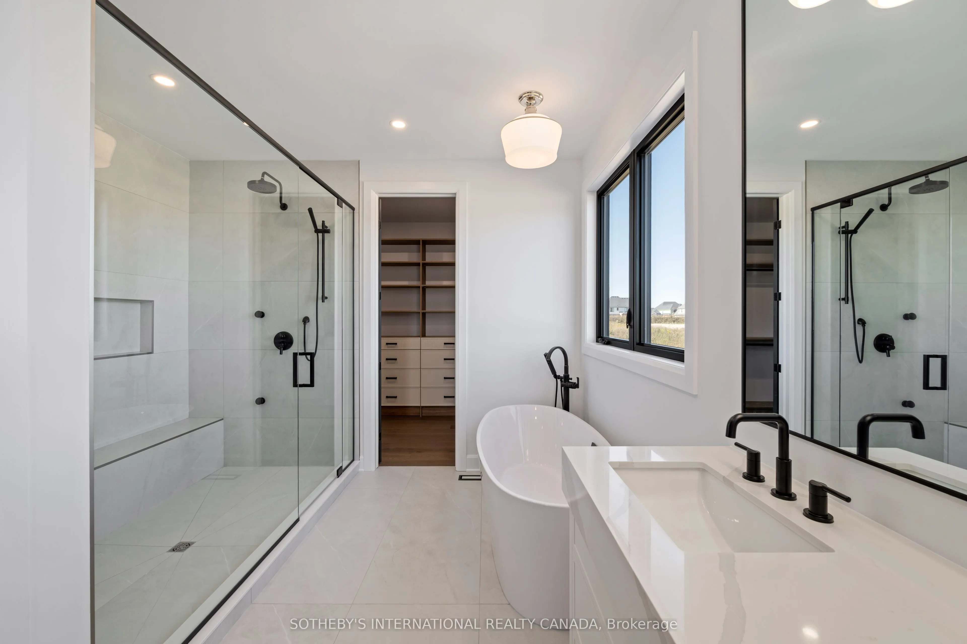 526 Creekview Chase