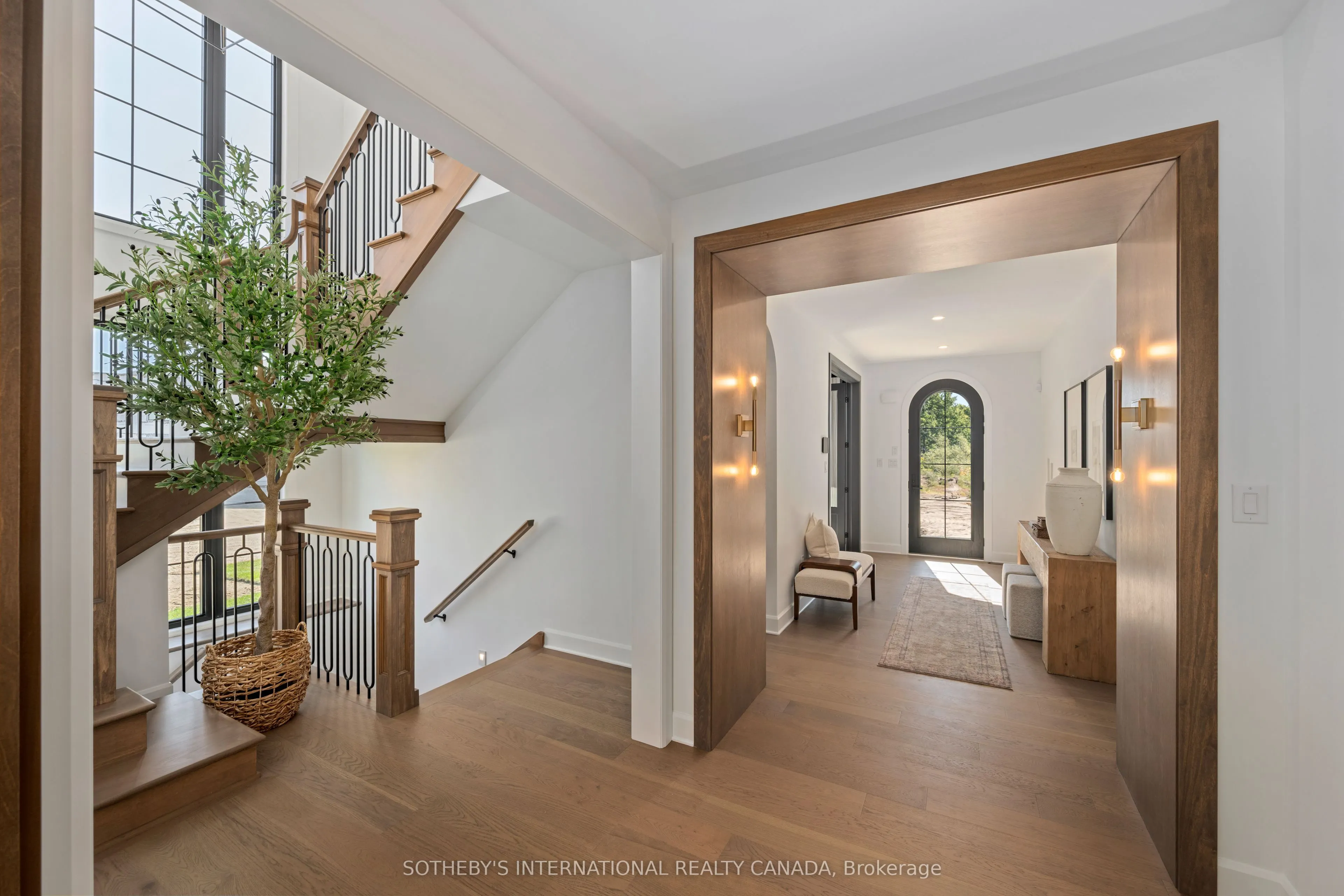 526 Creekview Chase