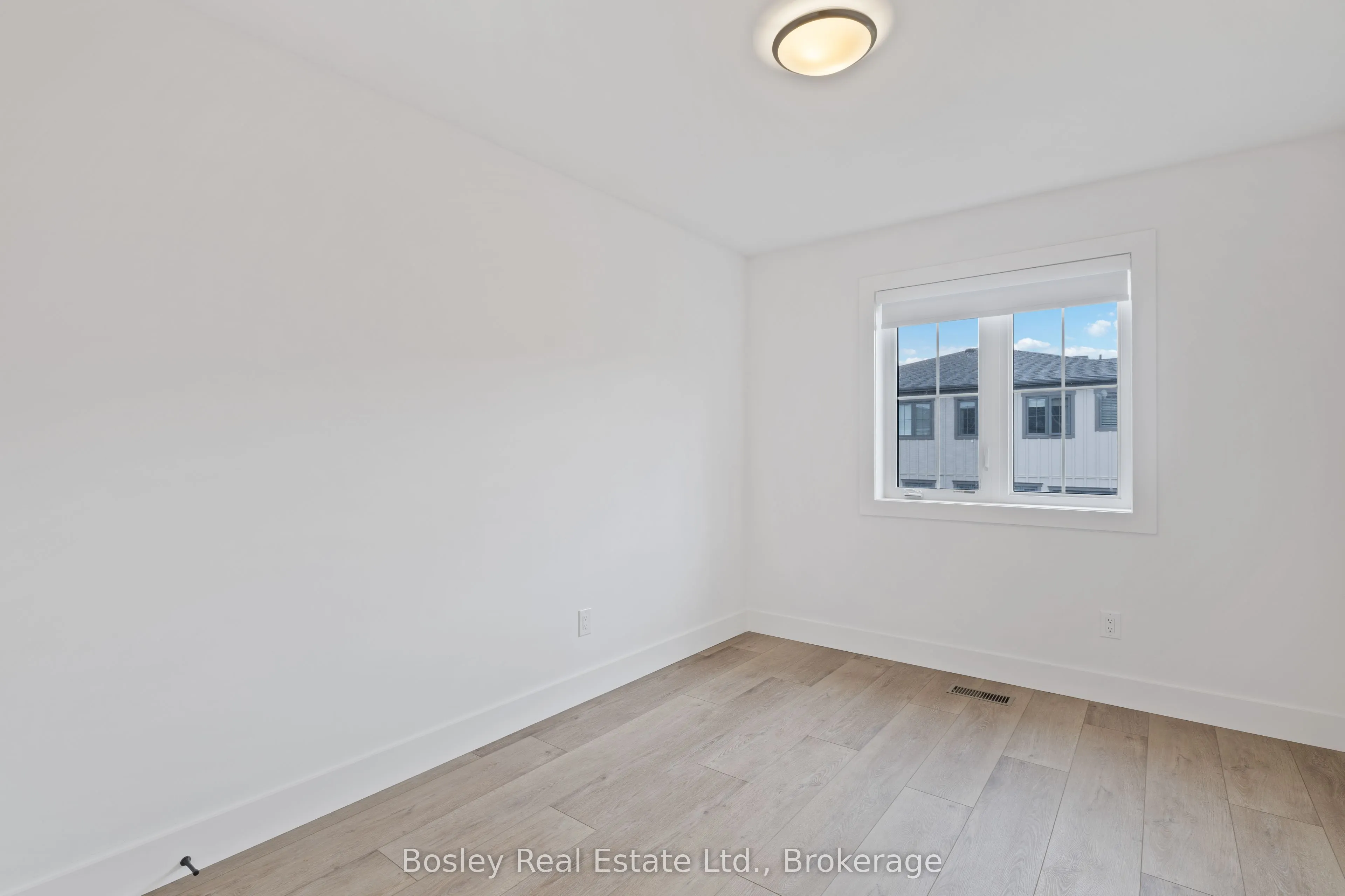 125 COURTLAND Street