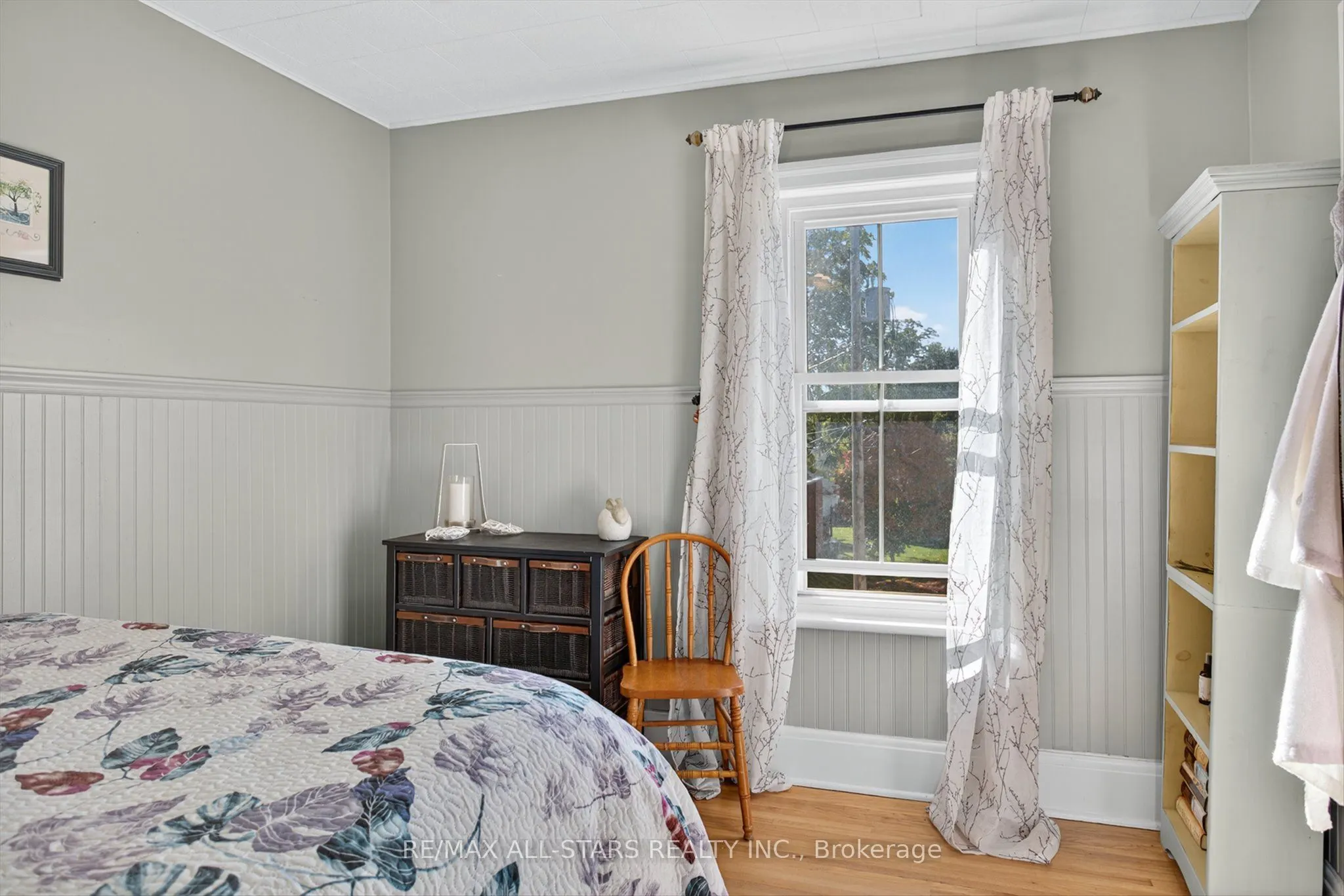 76 Wellington Street