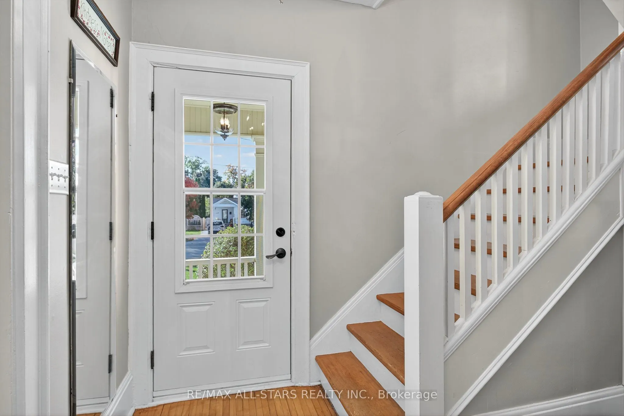 76 Wellington Street