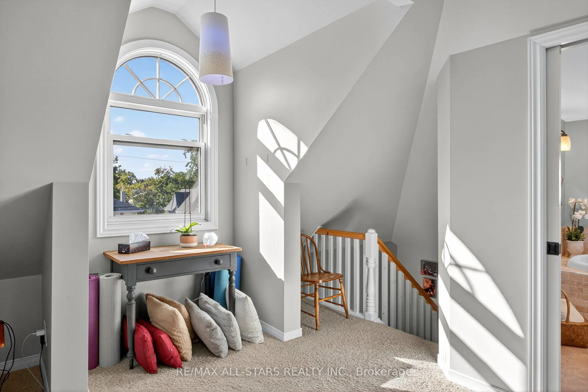 76 Wellington Street