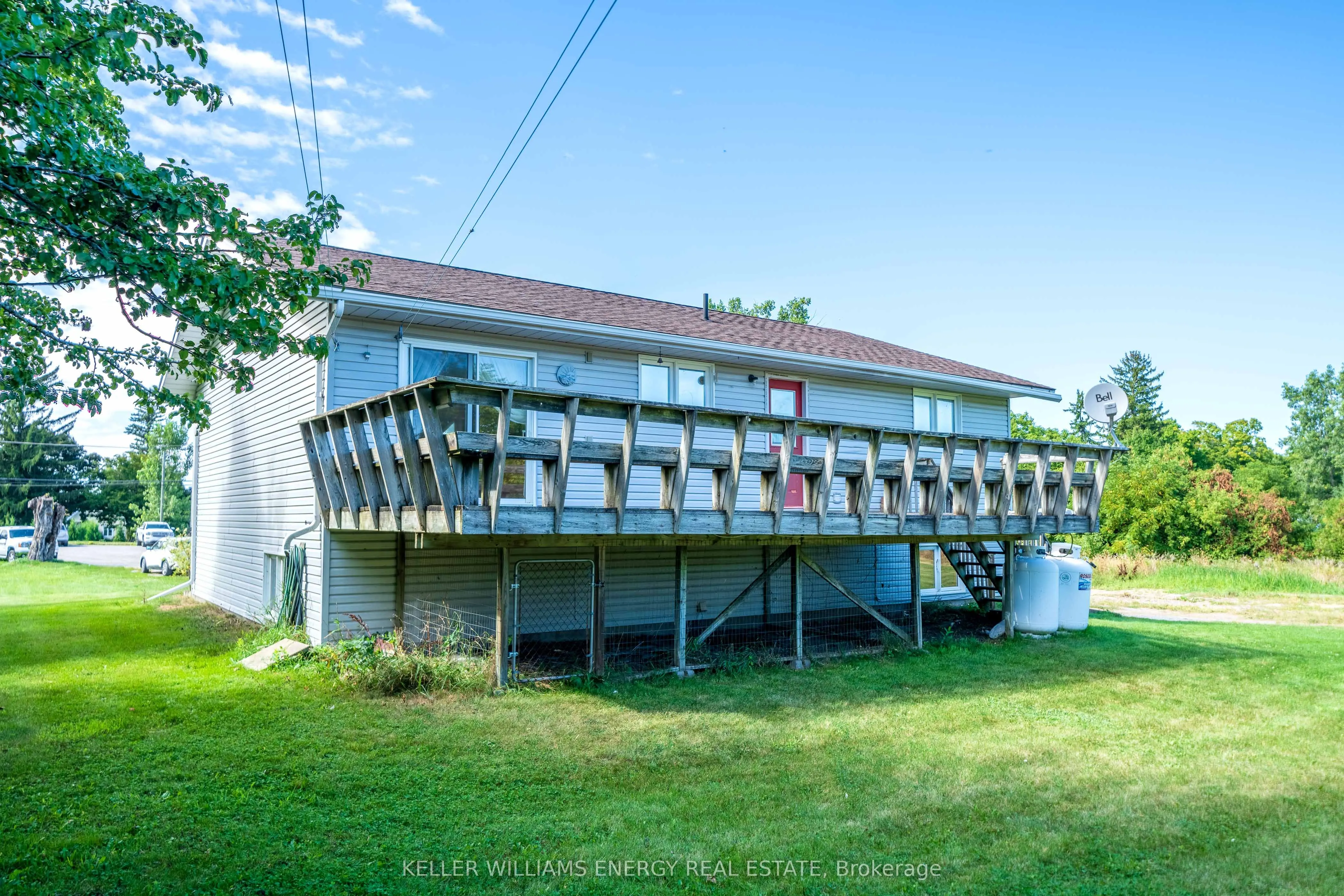 12699 Loyalist Parkway