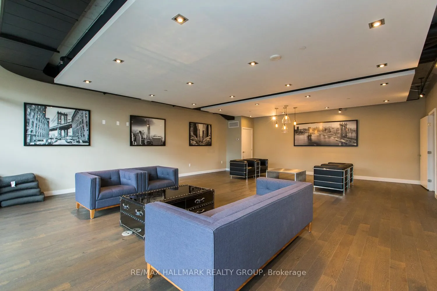 224 Lyon Street N, #1602