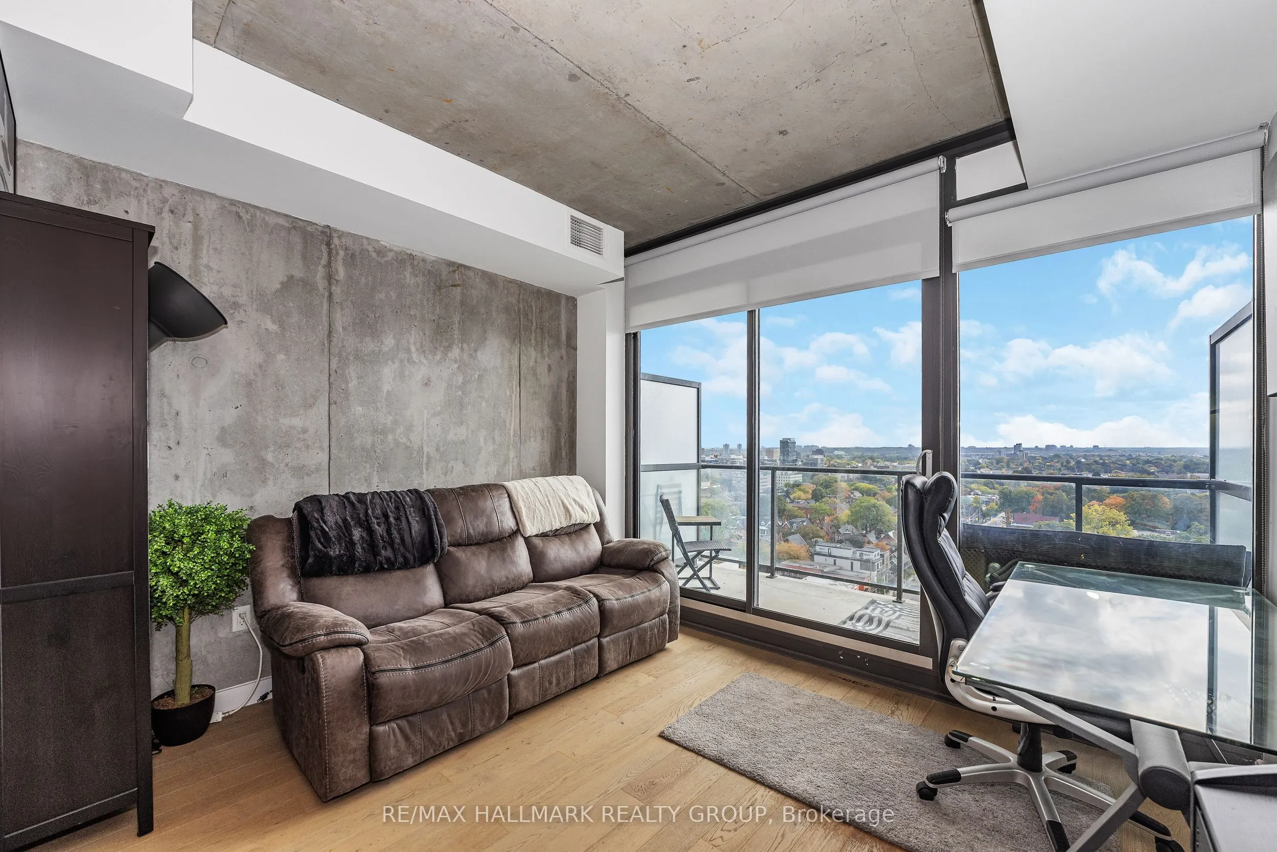 224 Lyon Street N, #1602