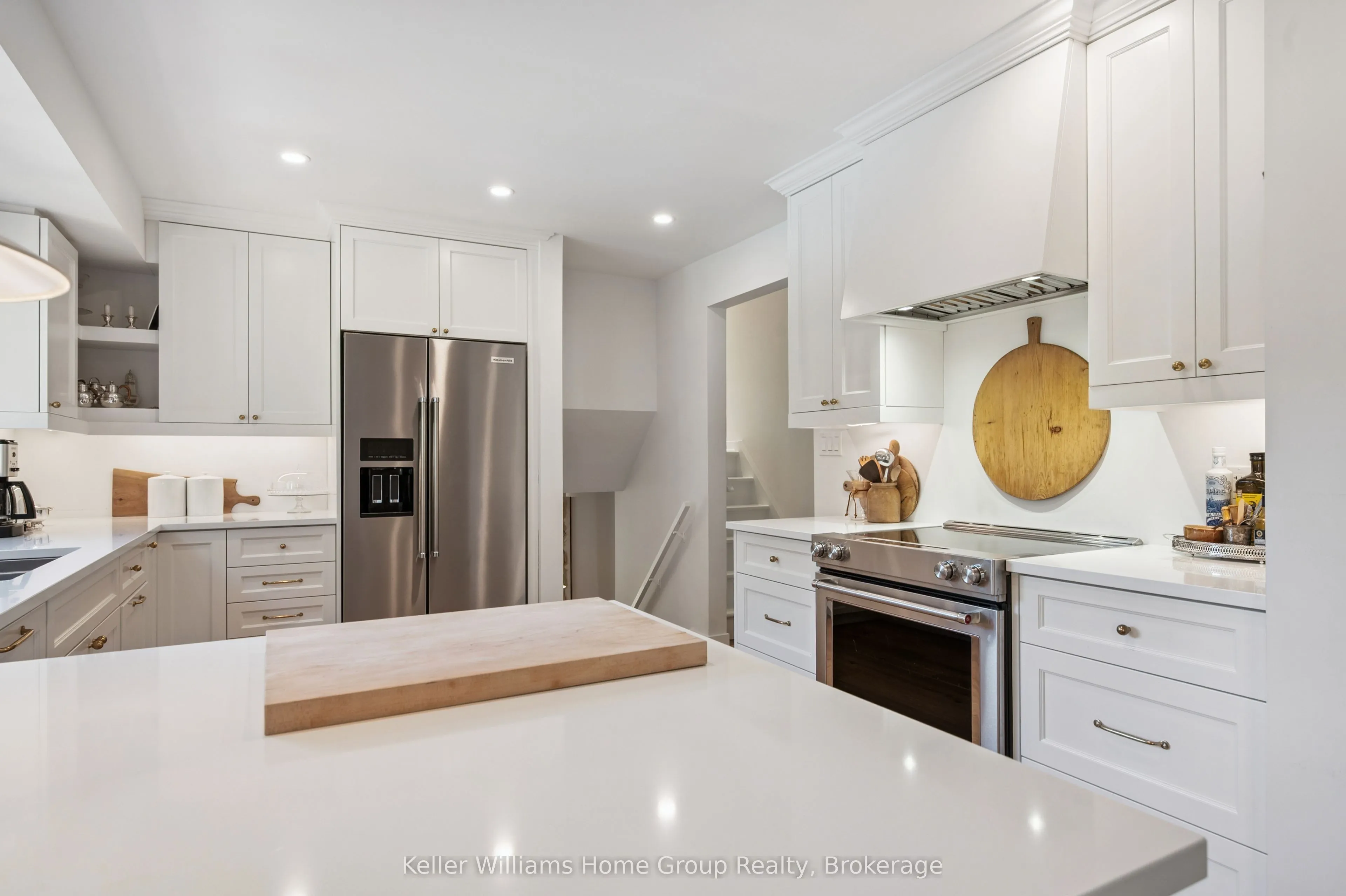 6 Kimberley Drive