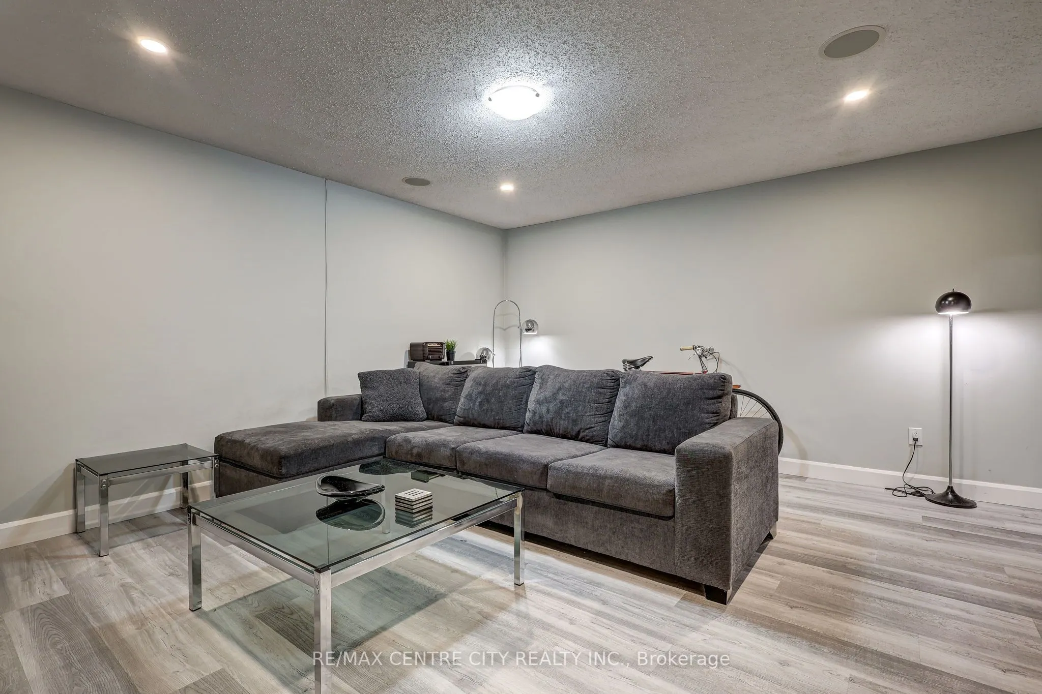1443 Huron Street, #5