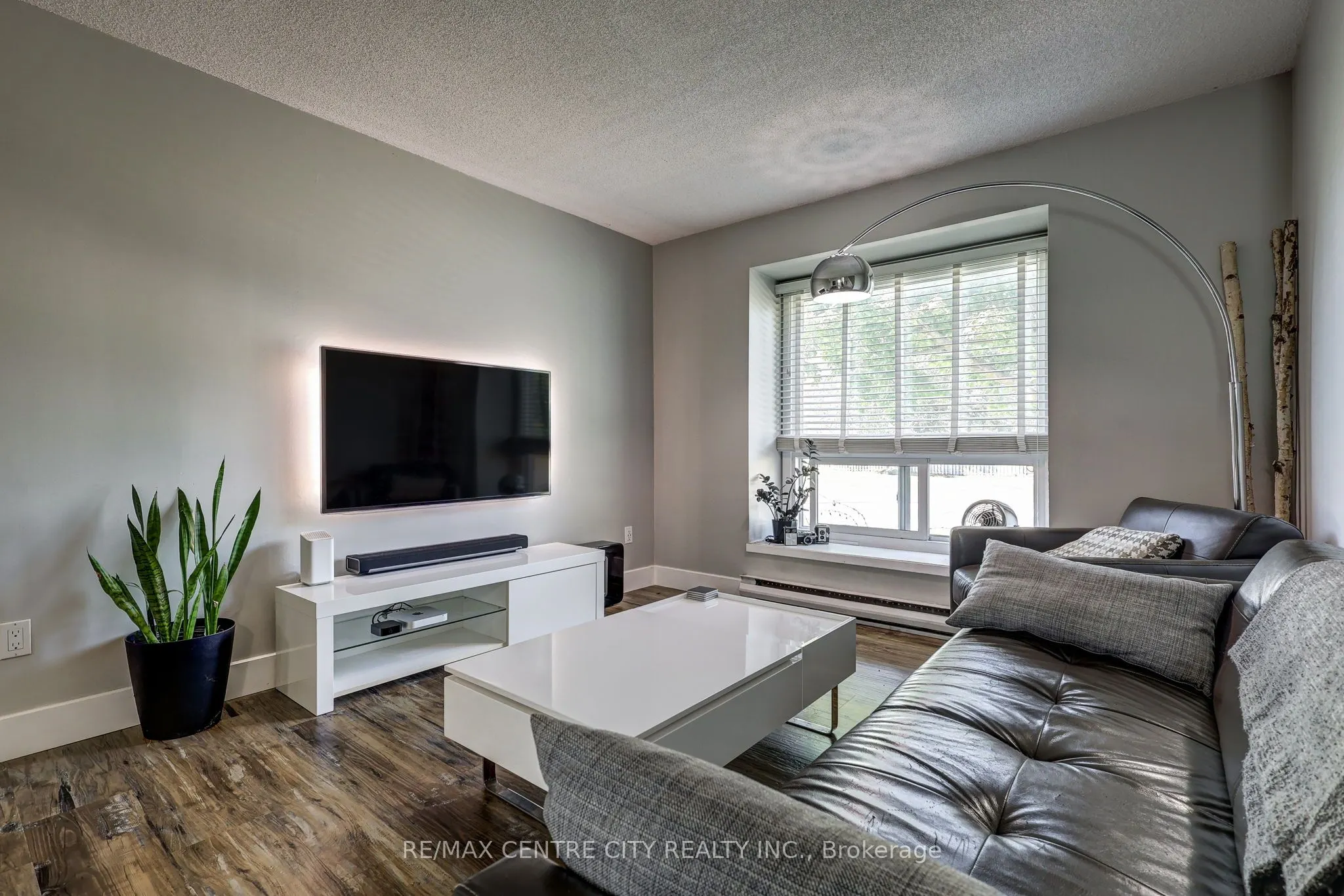 1443 Huron Street, #5