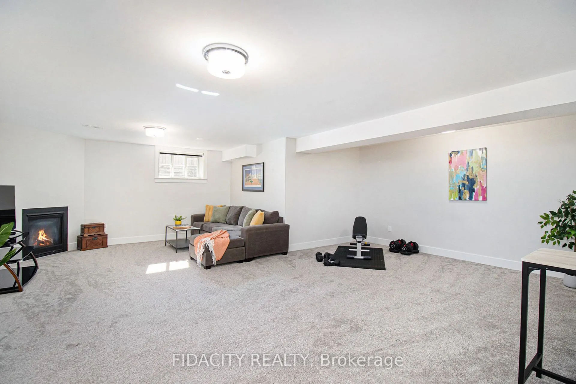 250 Maygrass Way