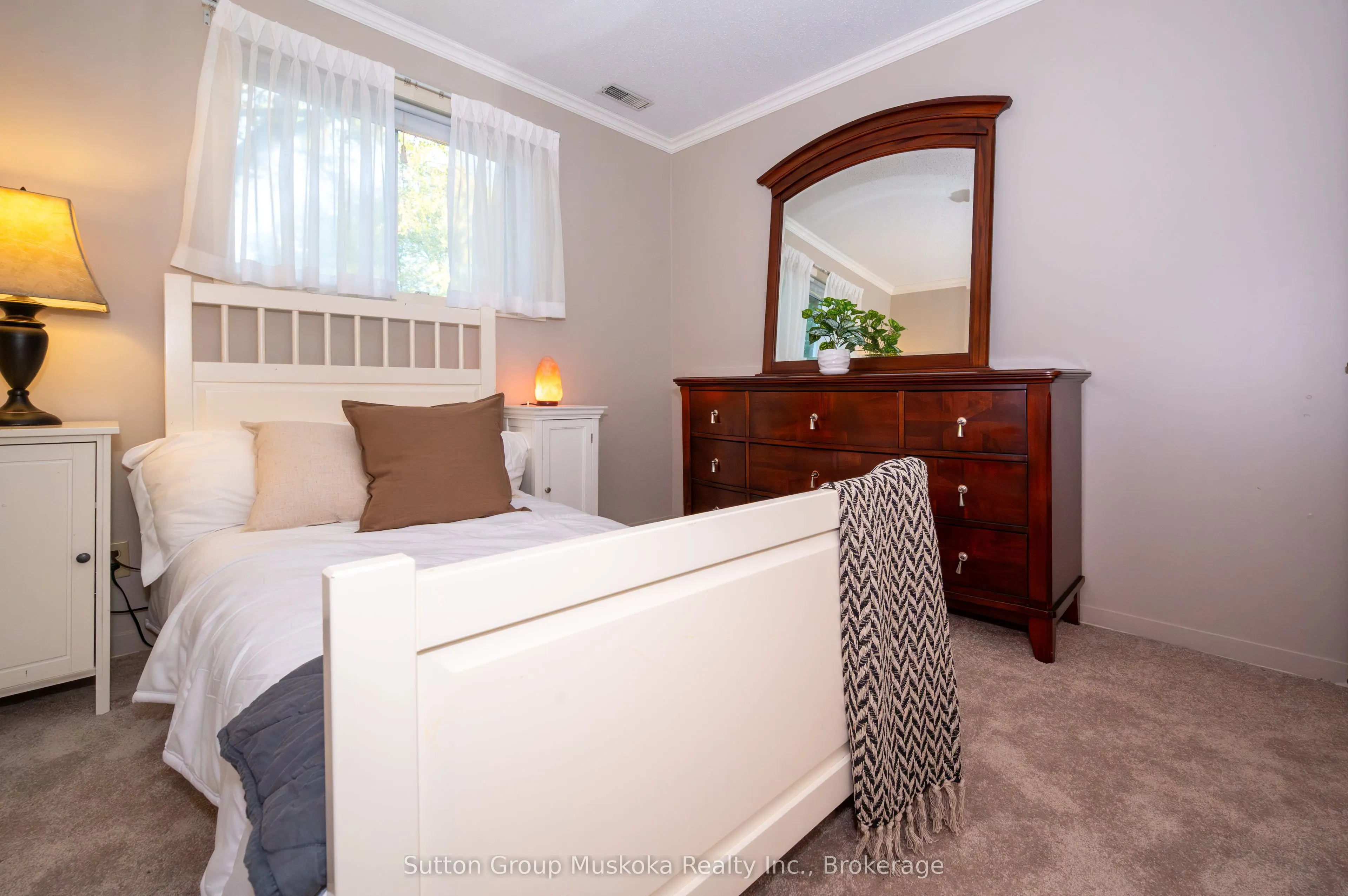 7 Glenwood Drive