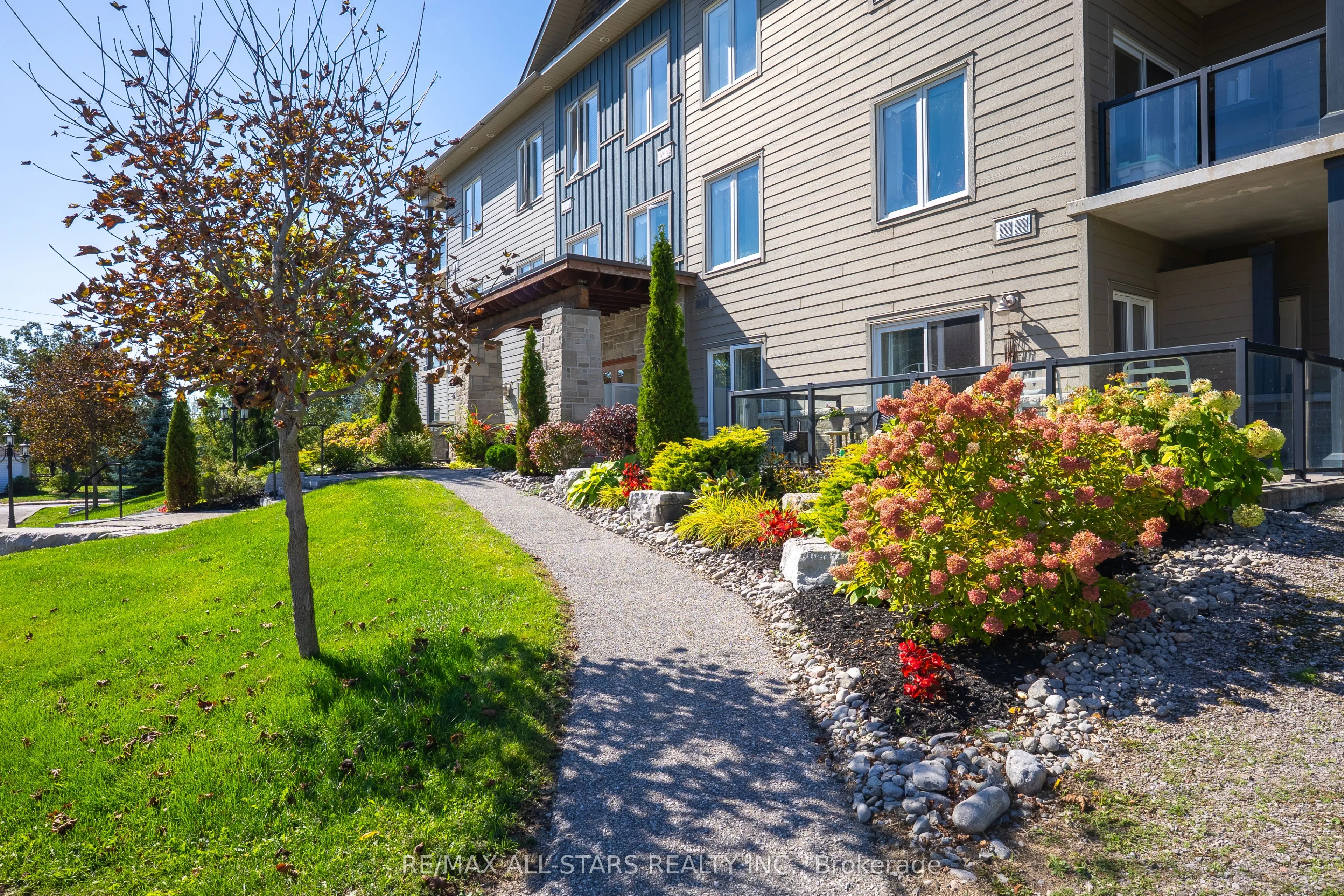 94 Francis Street W, #308