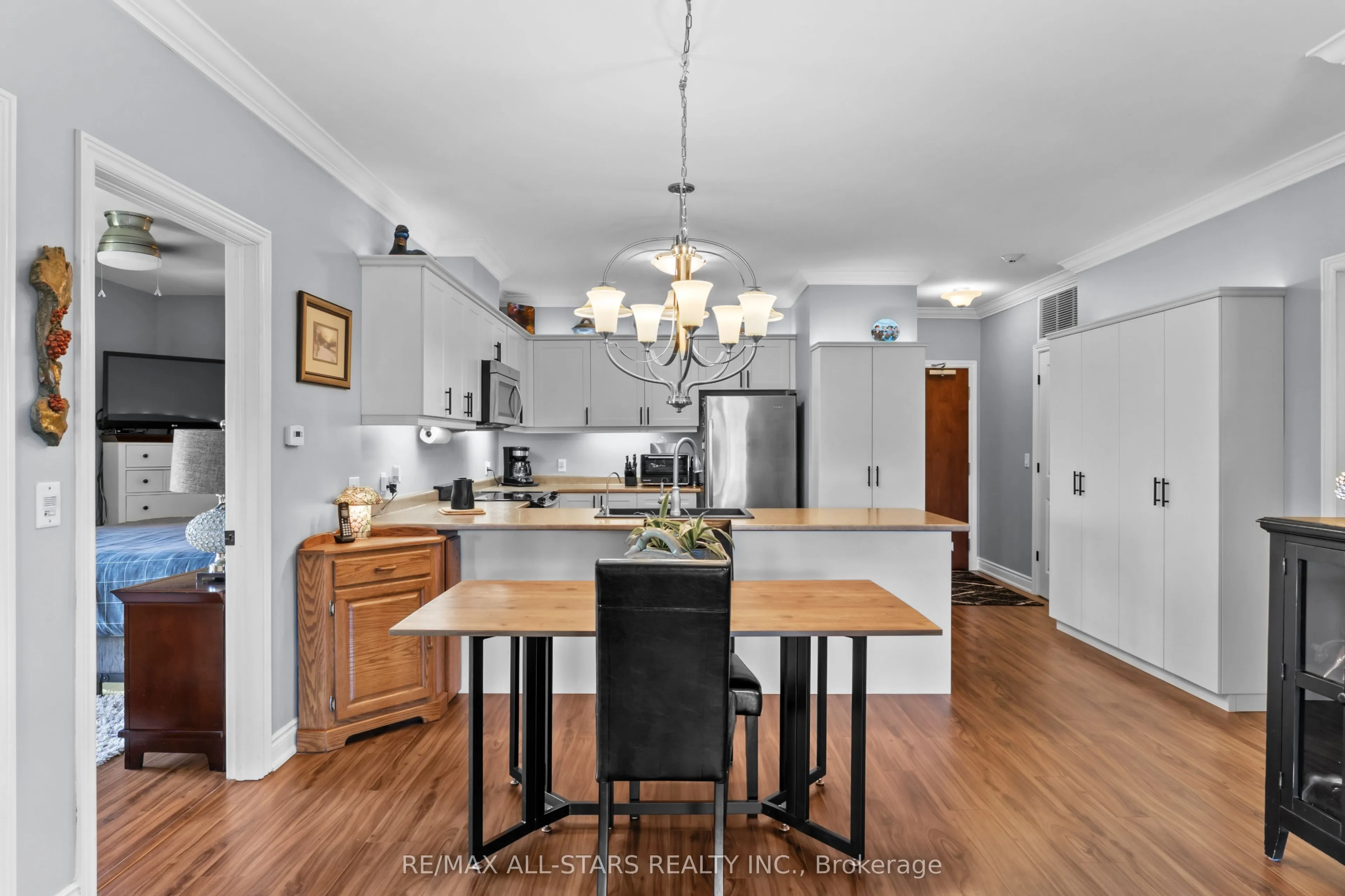 94 Francis Street W, #308