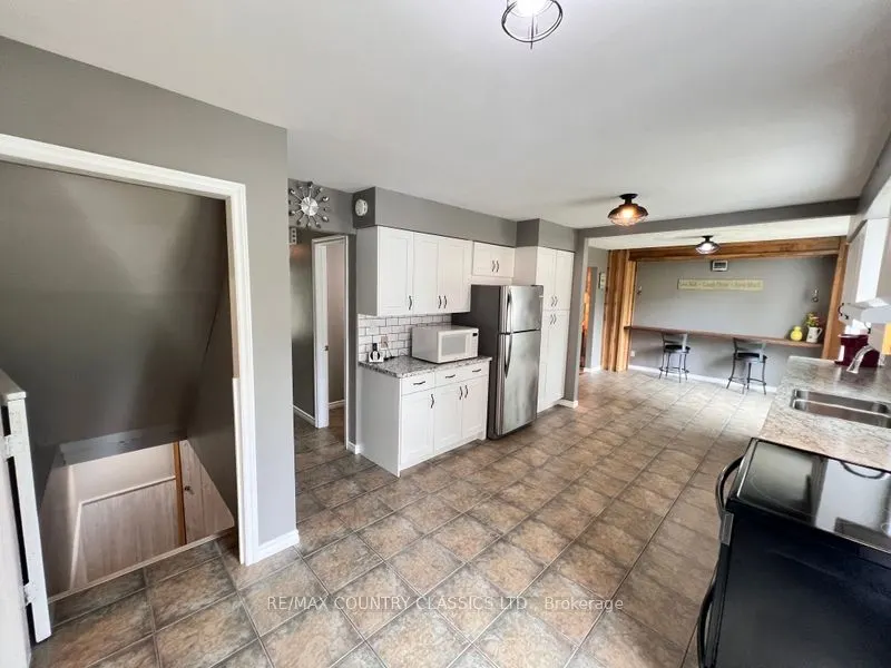 76 York River Drive