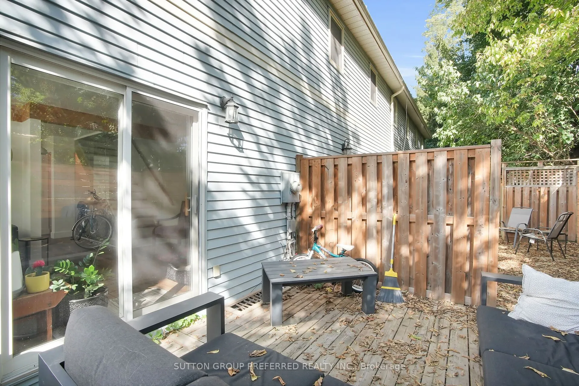 561 PRINCESS Avenue, #4