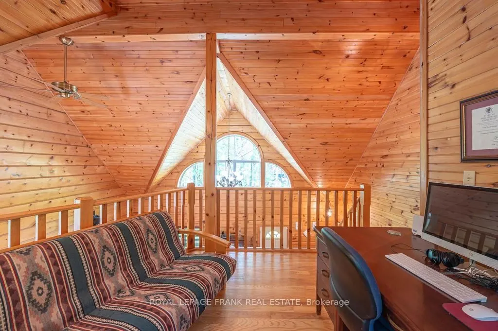 120 Sugarbush Crescent