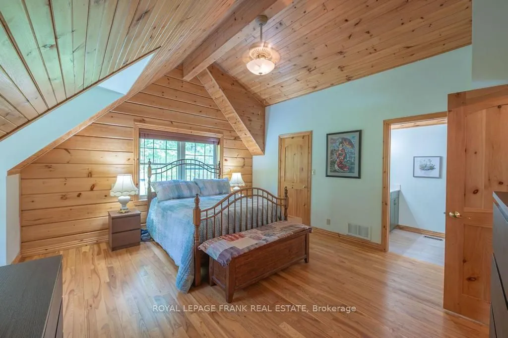 120 Sugarbush Crescent
