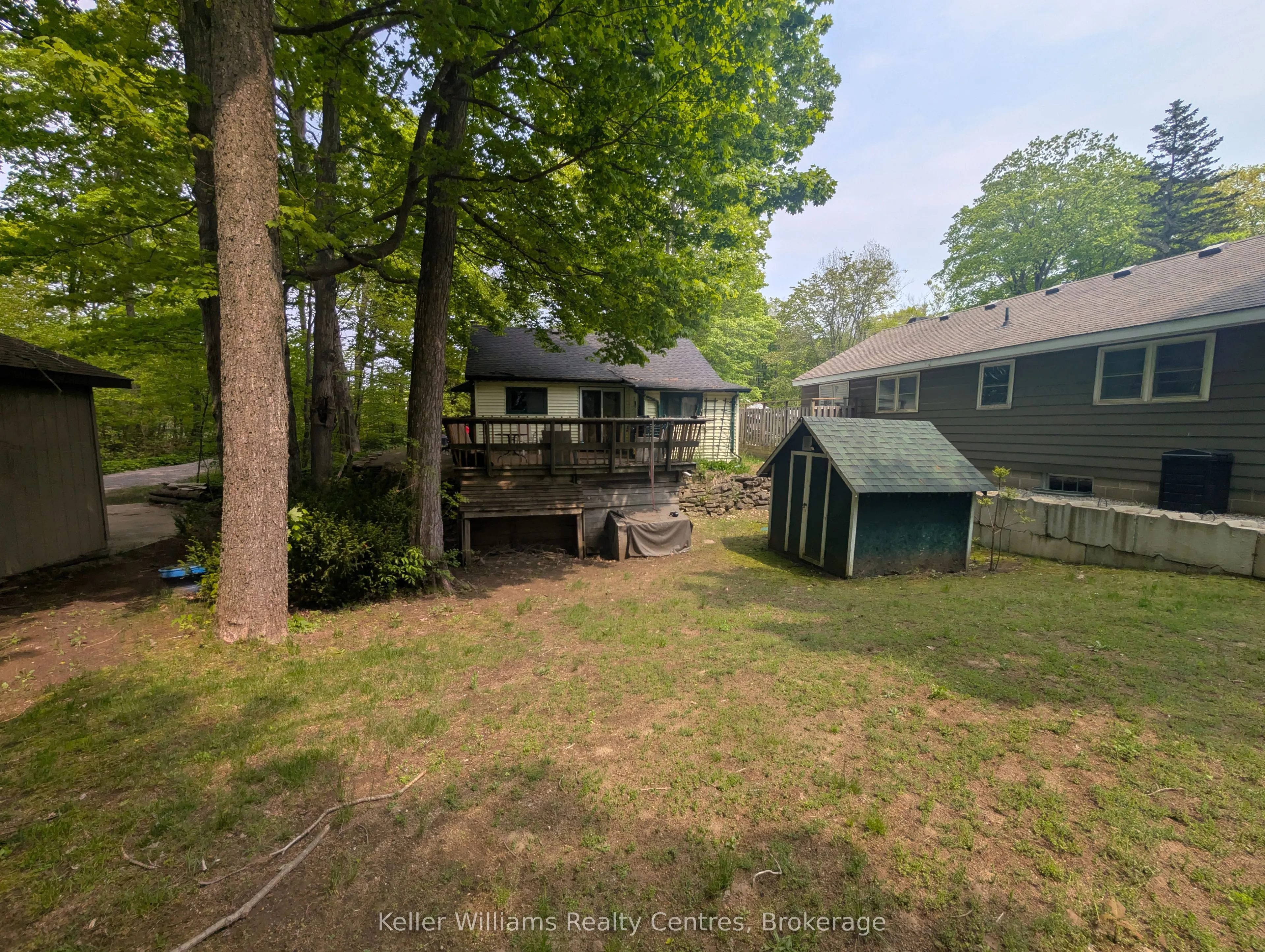 425 HURON Road