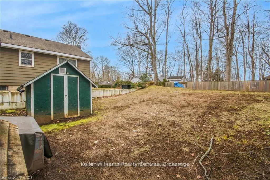 425 HURON Road