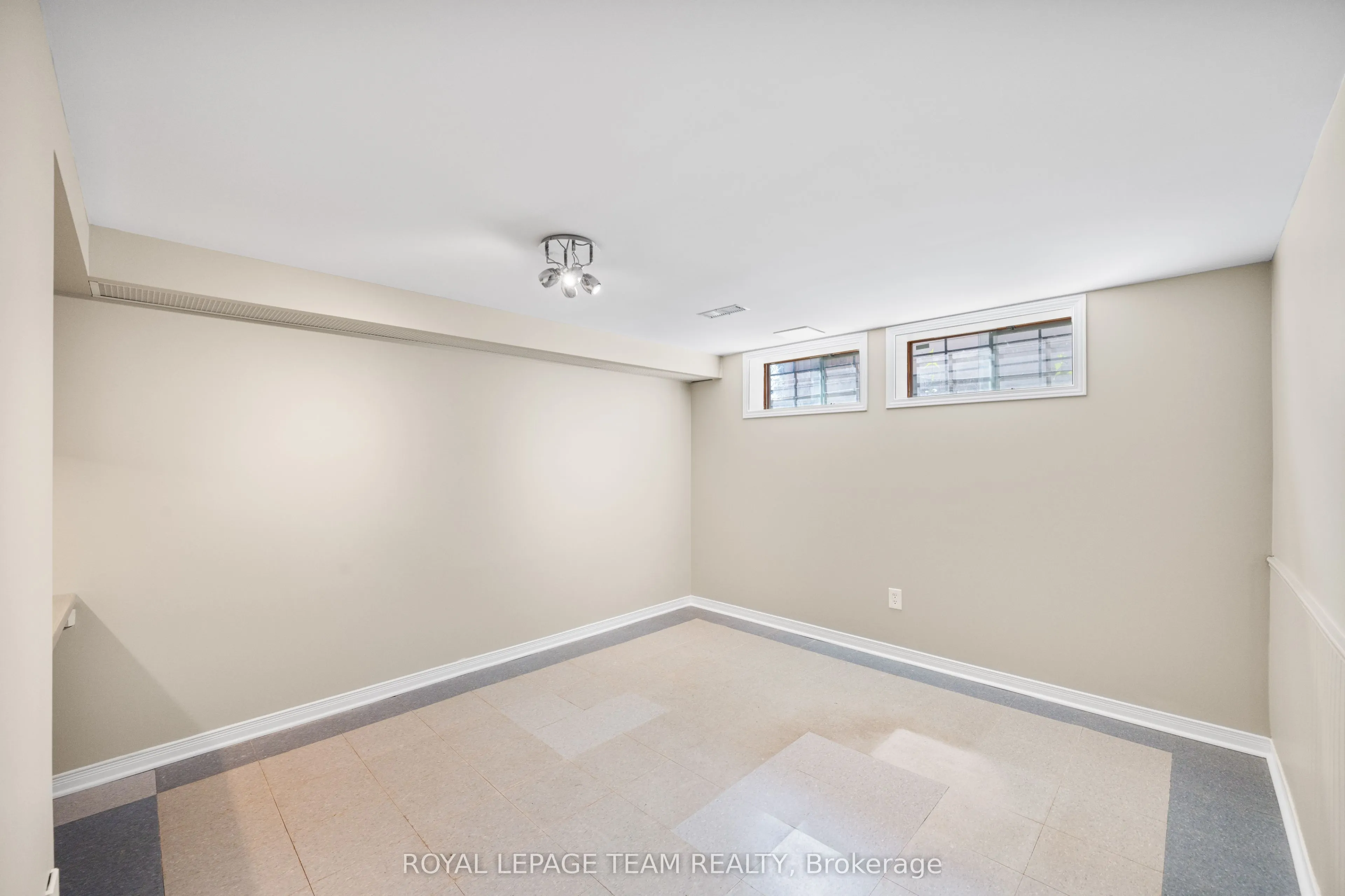 3 Millbrook Crescent