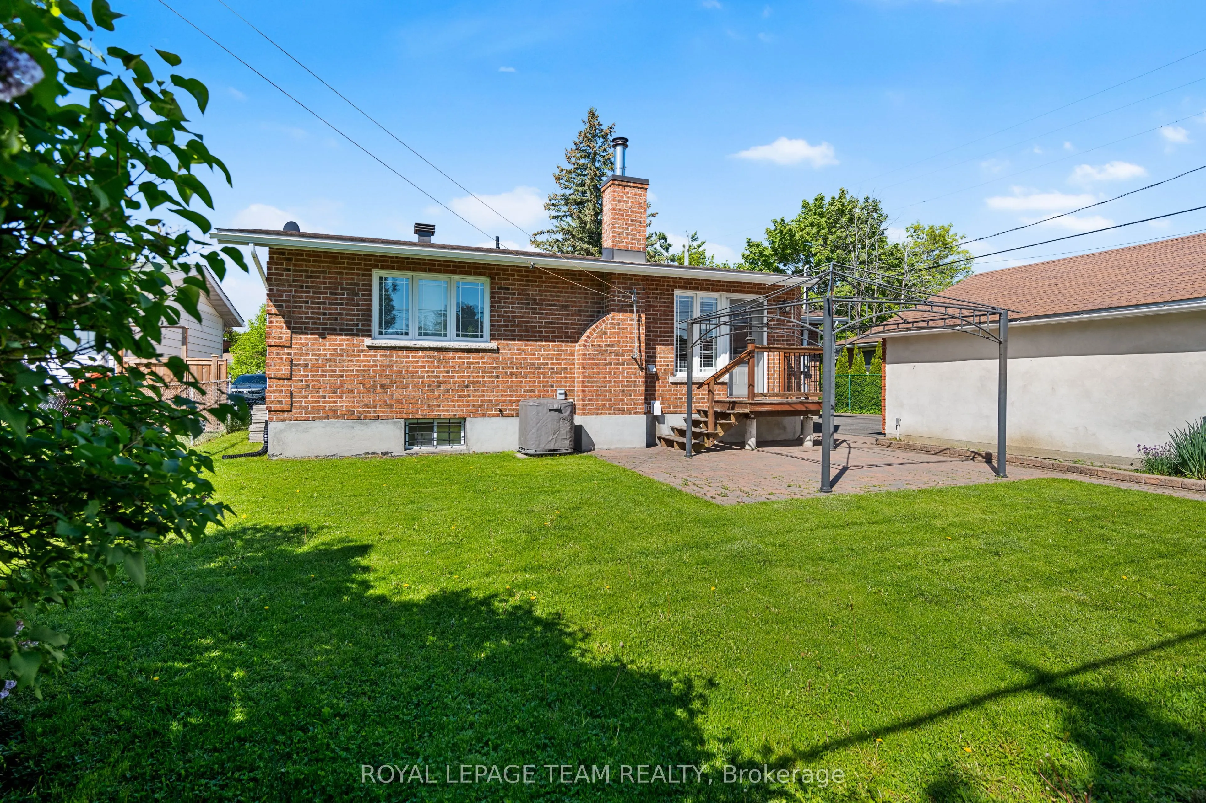 3 Millbrook Crescent