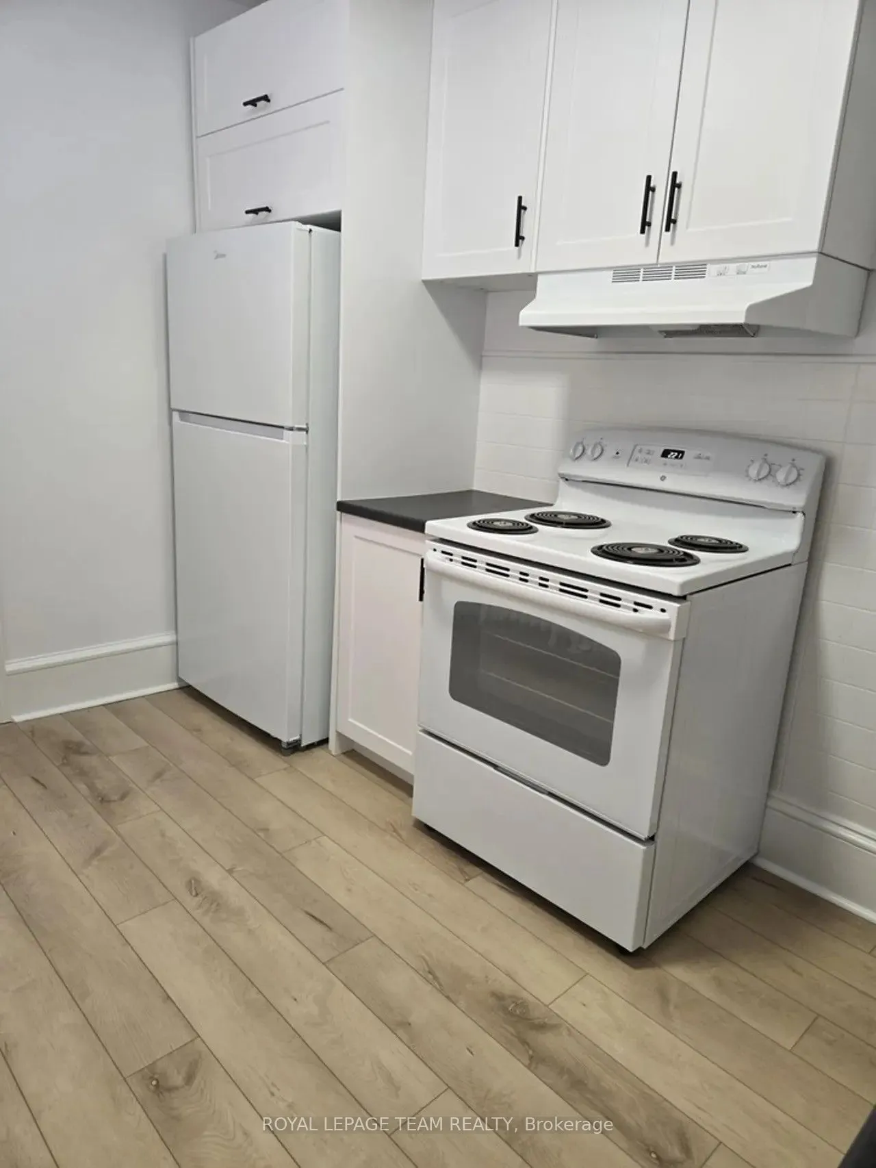 158 St Andrew Street, #1