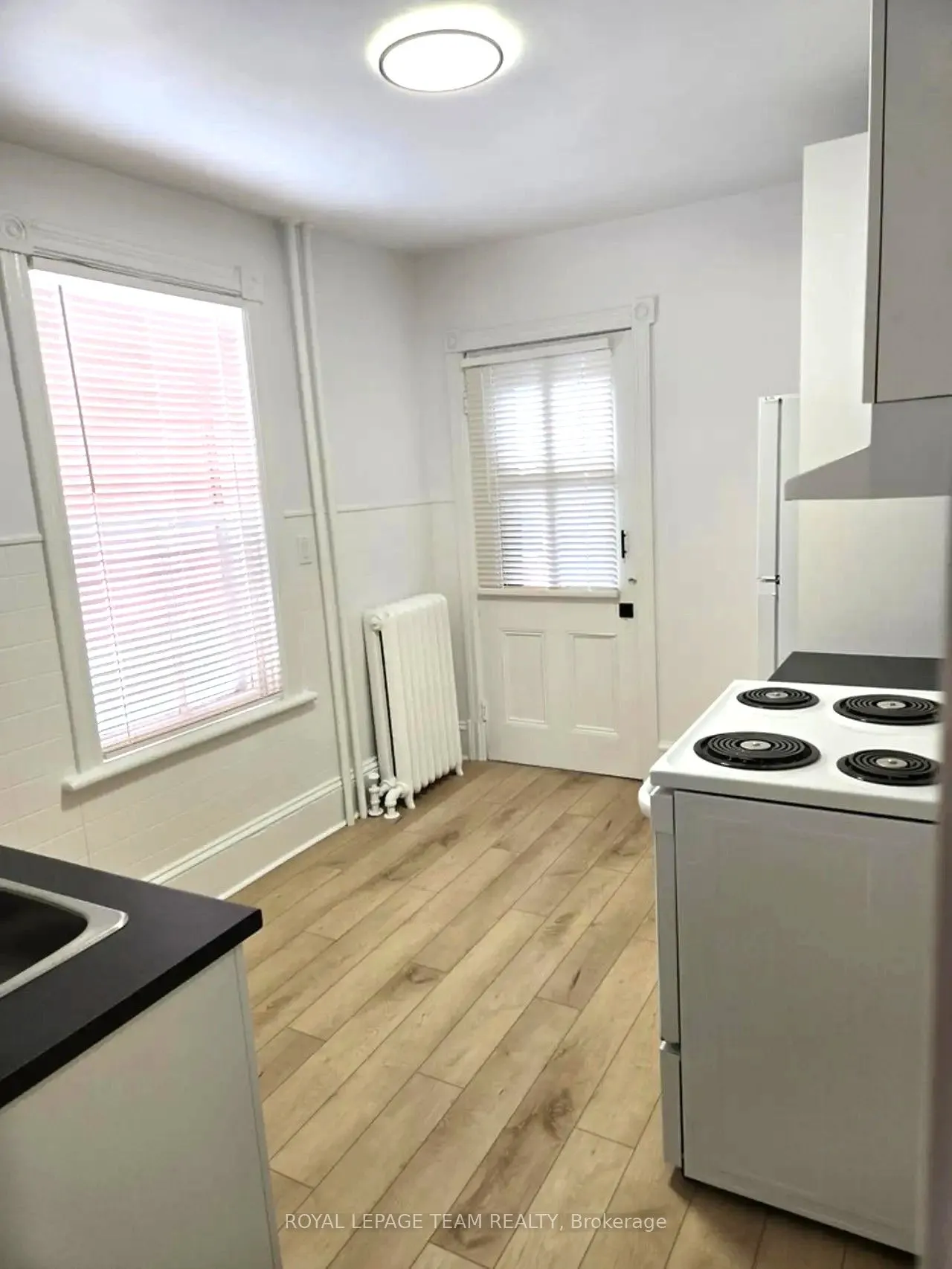 158 St Andrew Street, #1