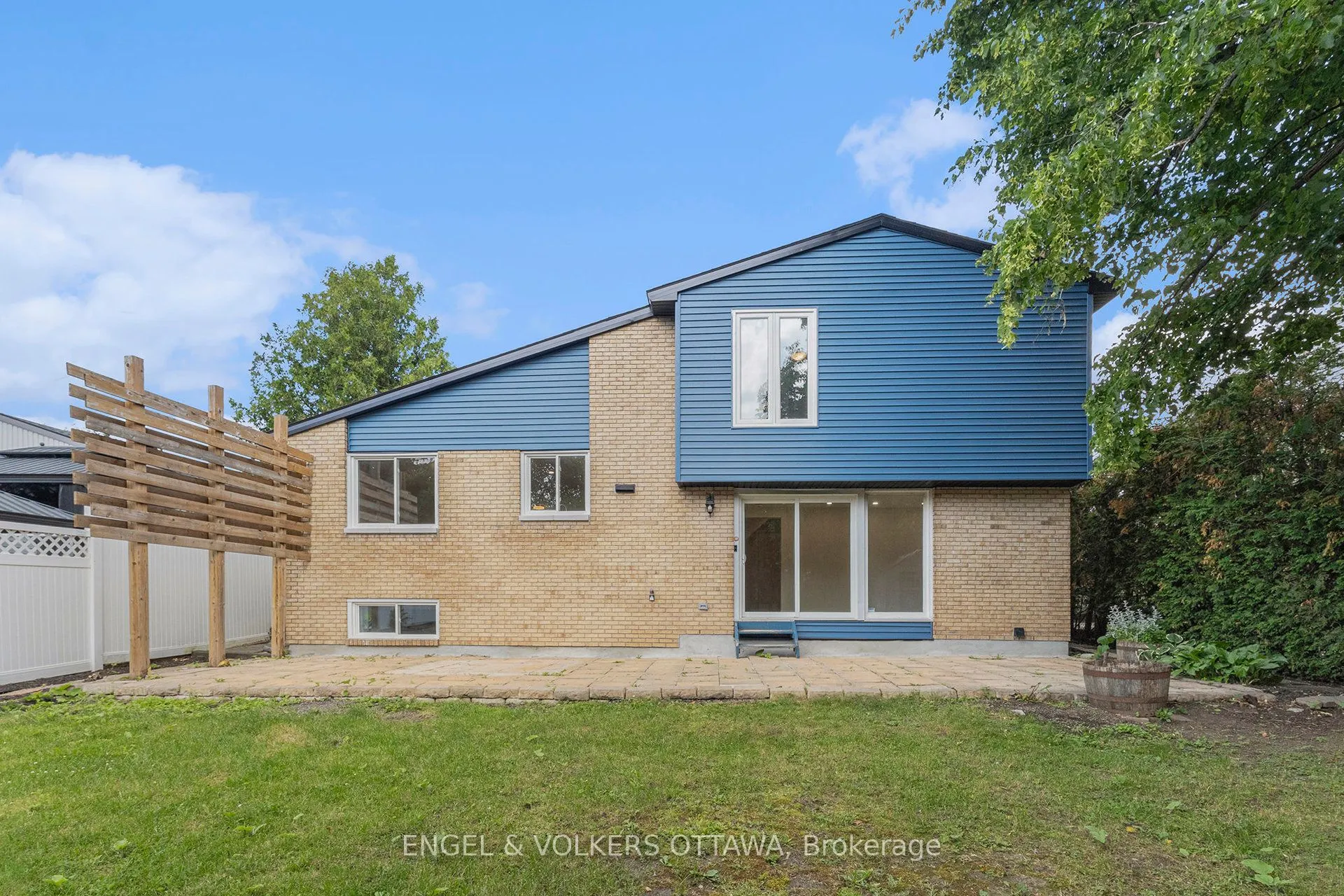 123 Tripp Crescent