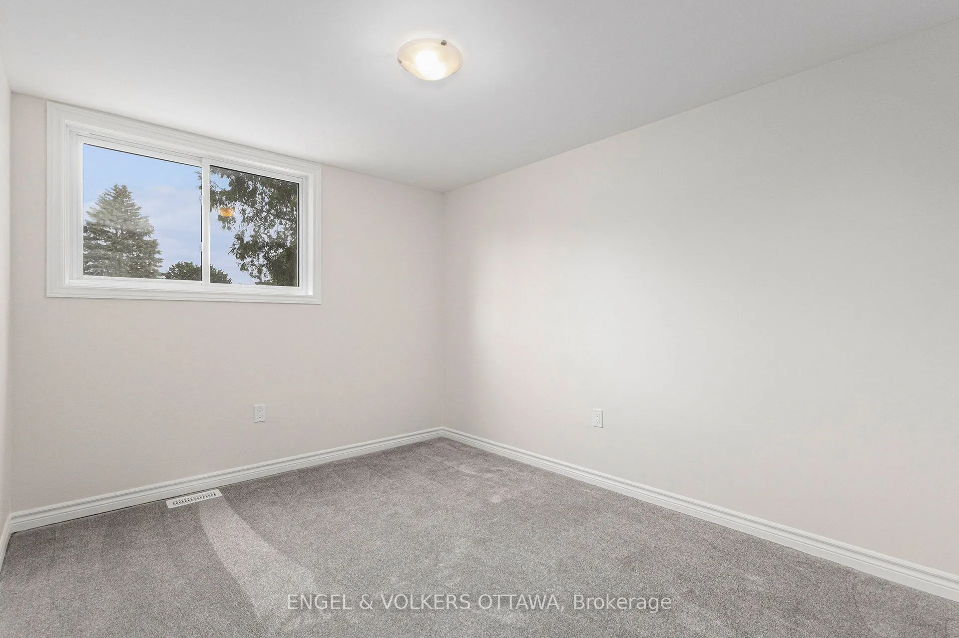 123 Tripp Crescent