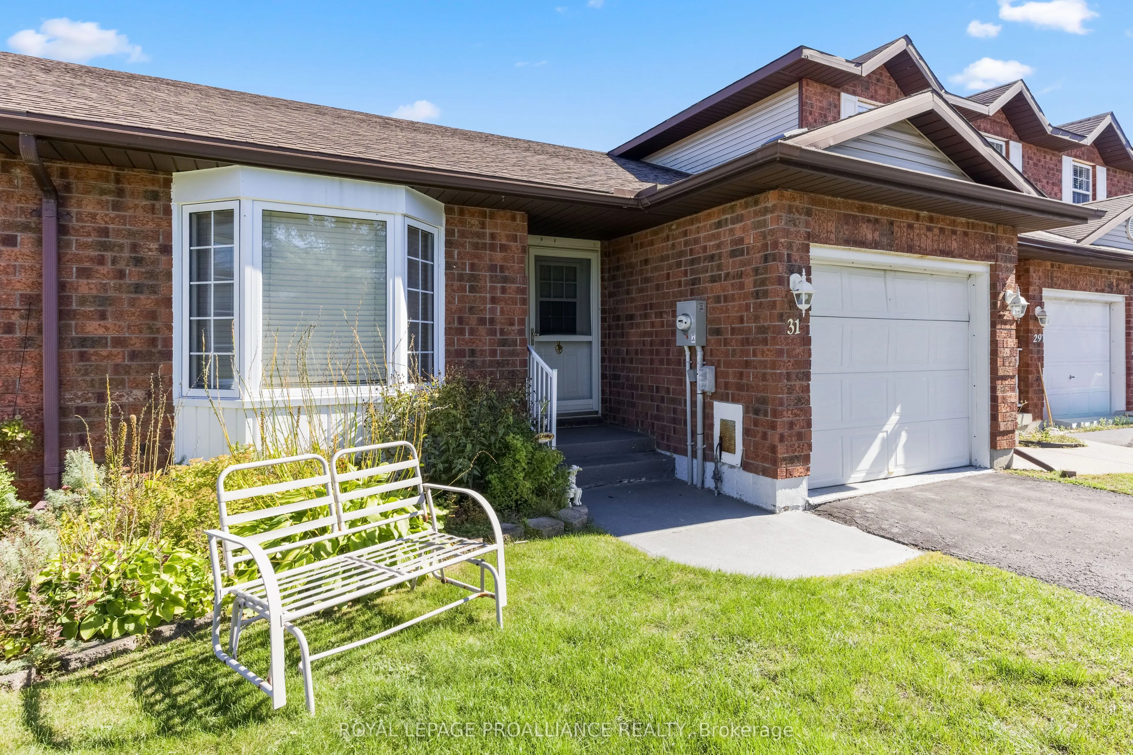 31 Wimot Young Place