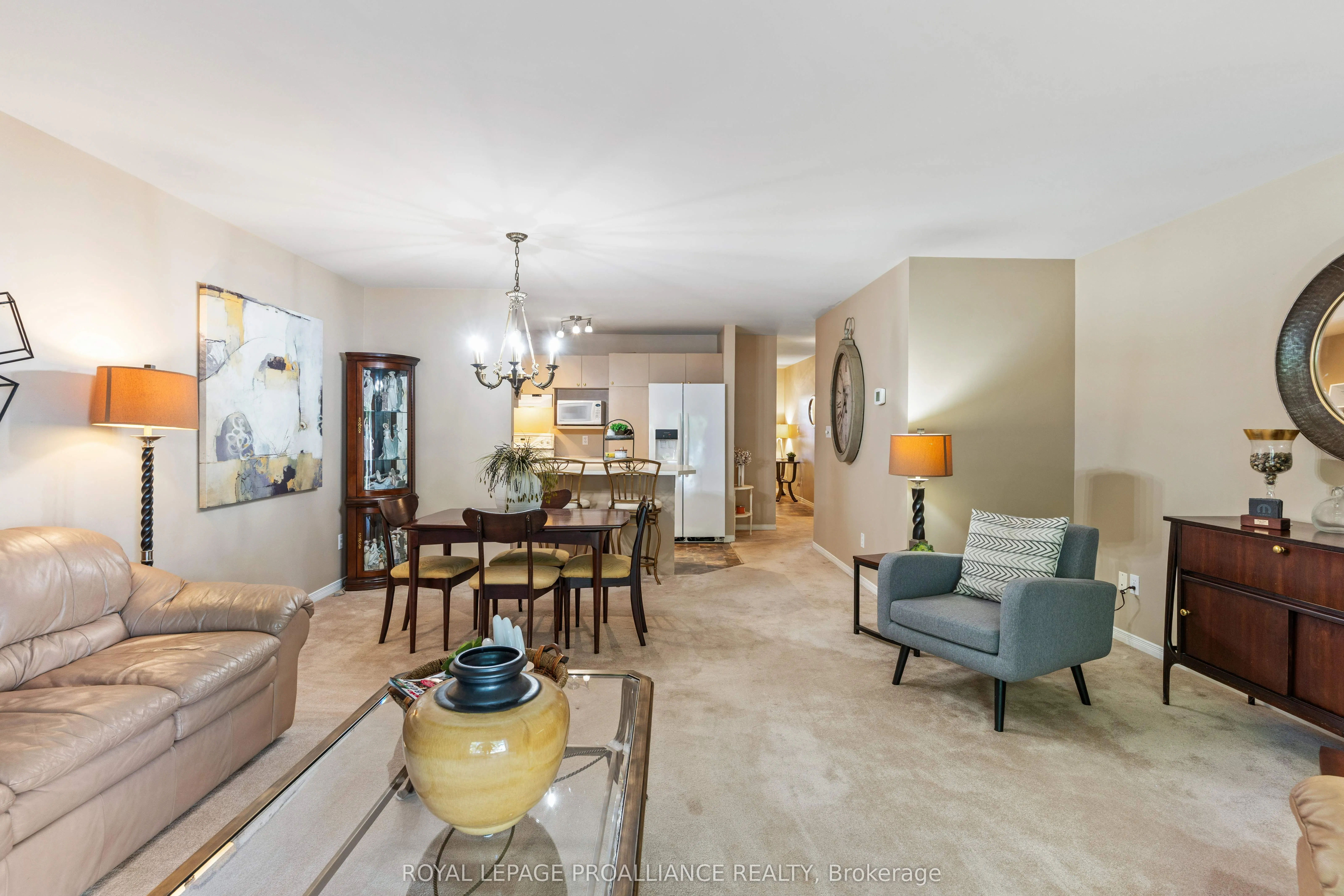 31 Wimot Young Place