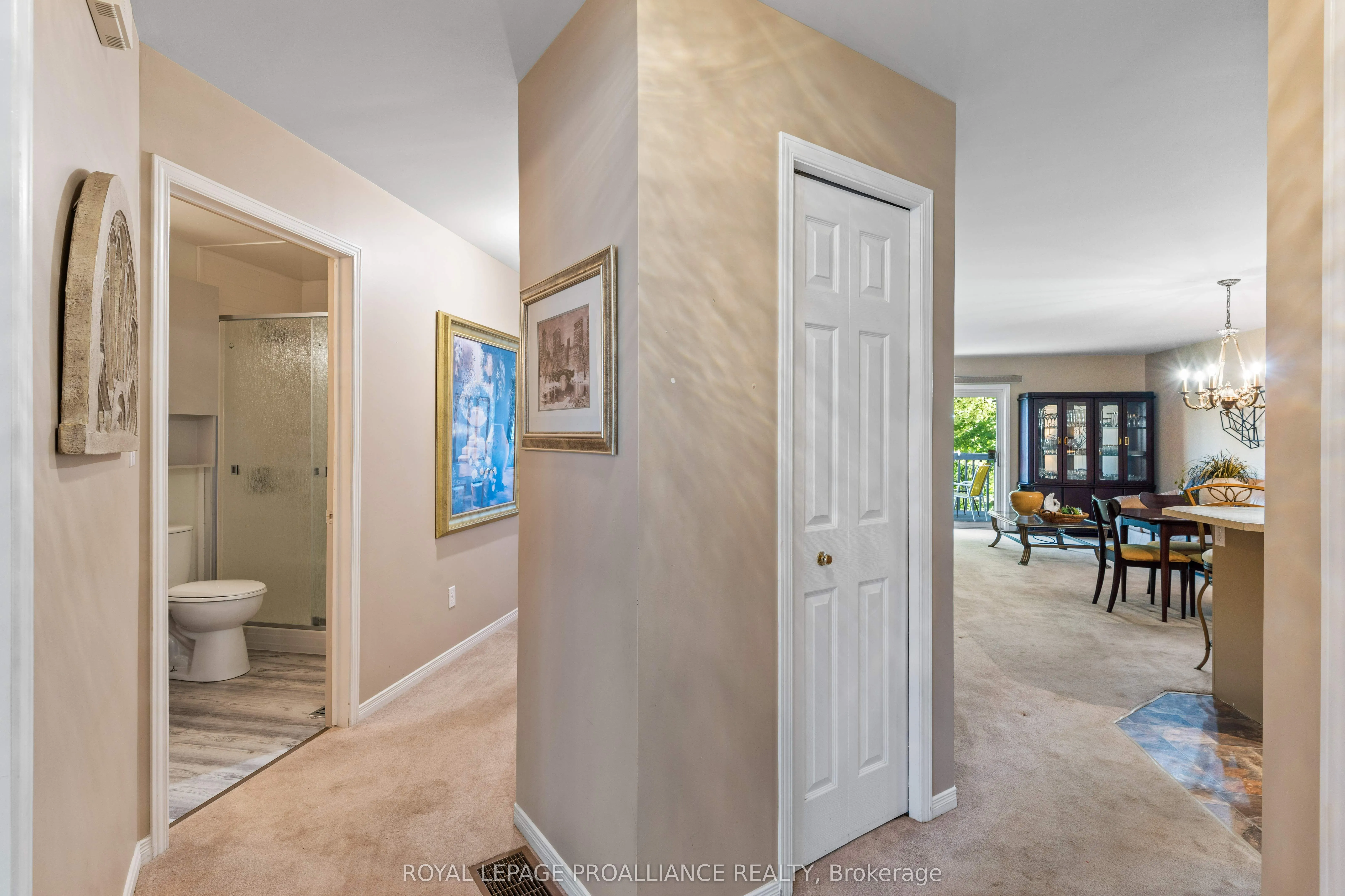 31 Wimot Young Place