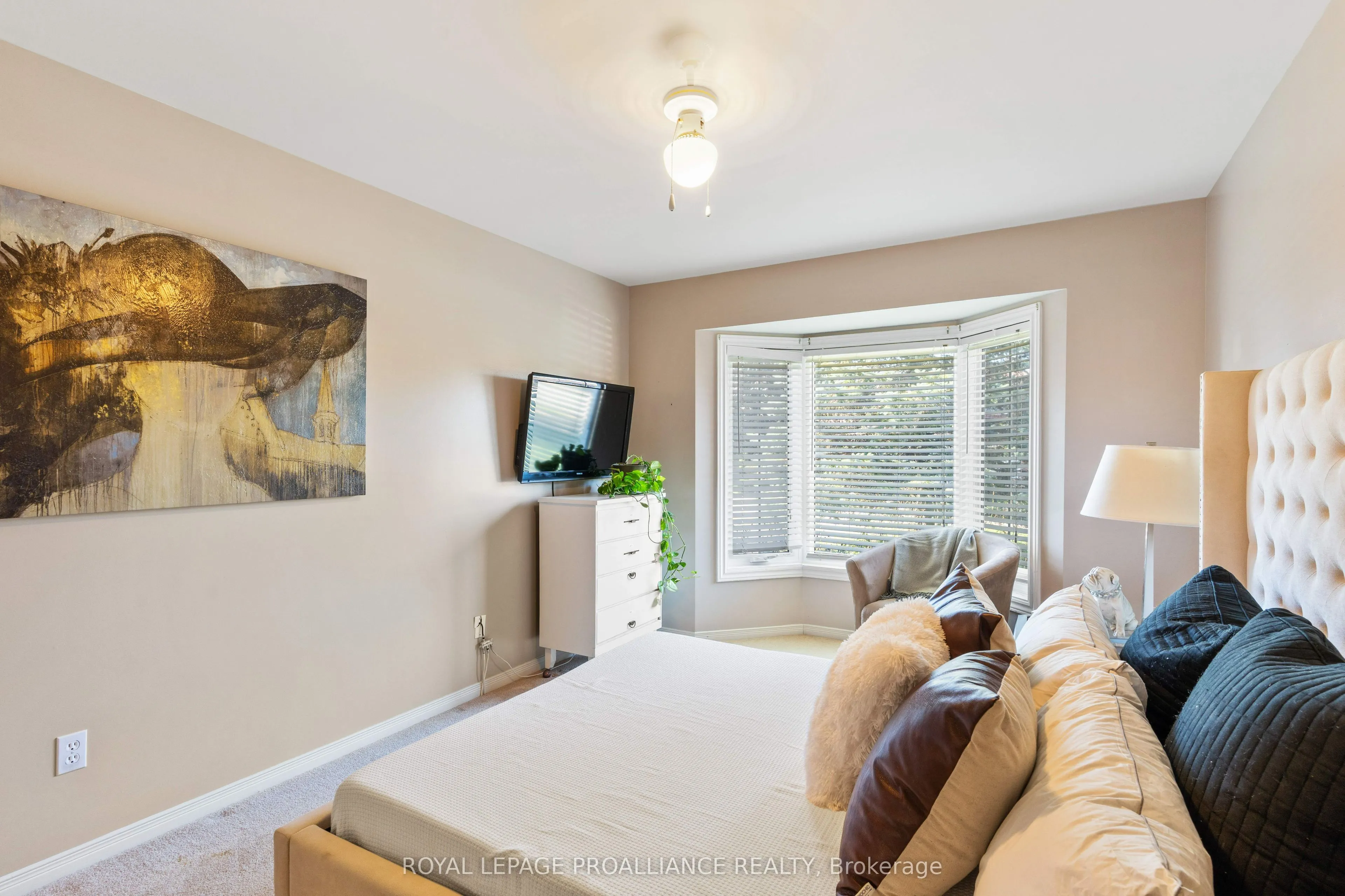 31 Wimot Young Place