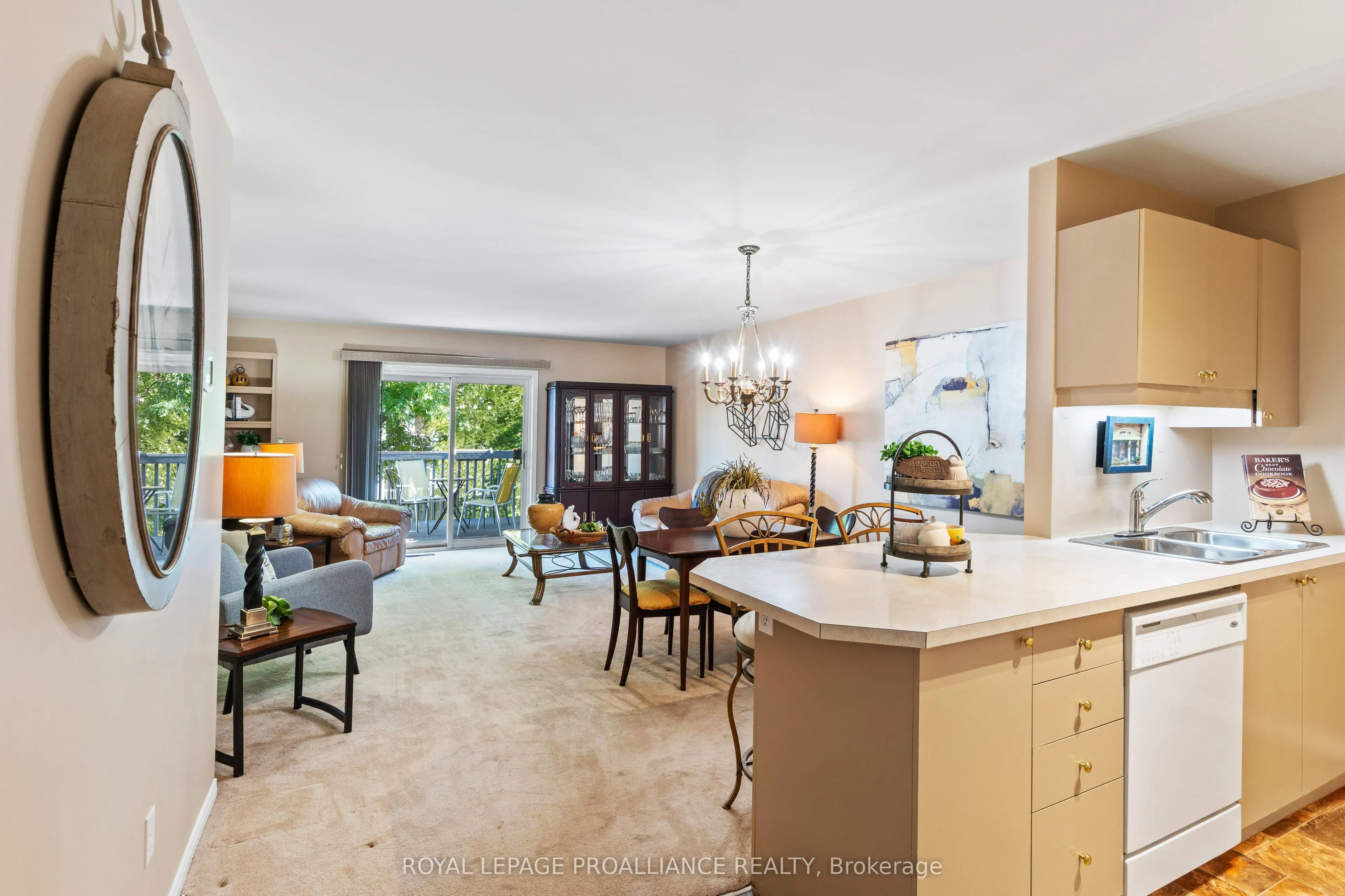 31 Wimot Young Place