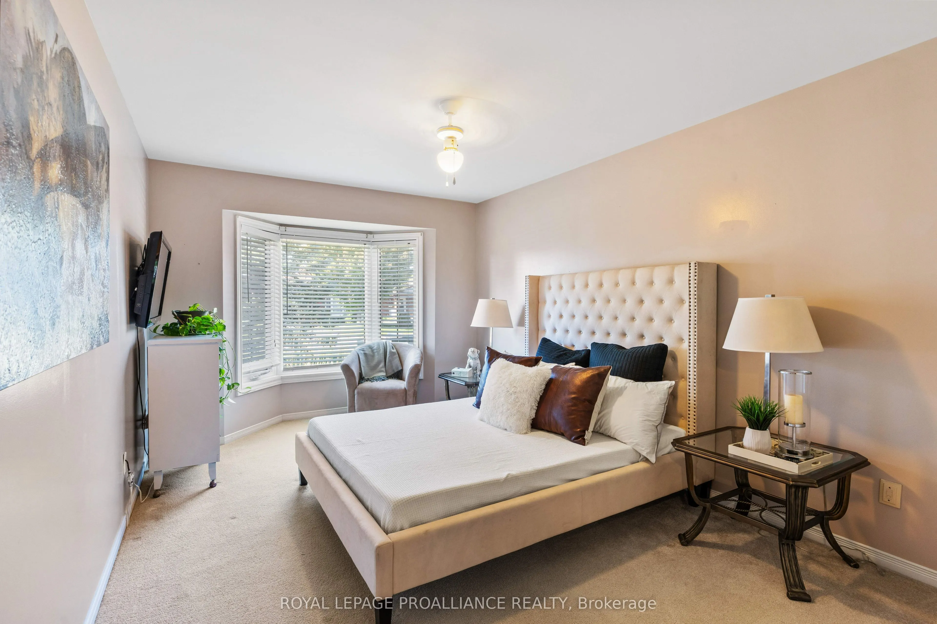 31 Wimot Young Place