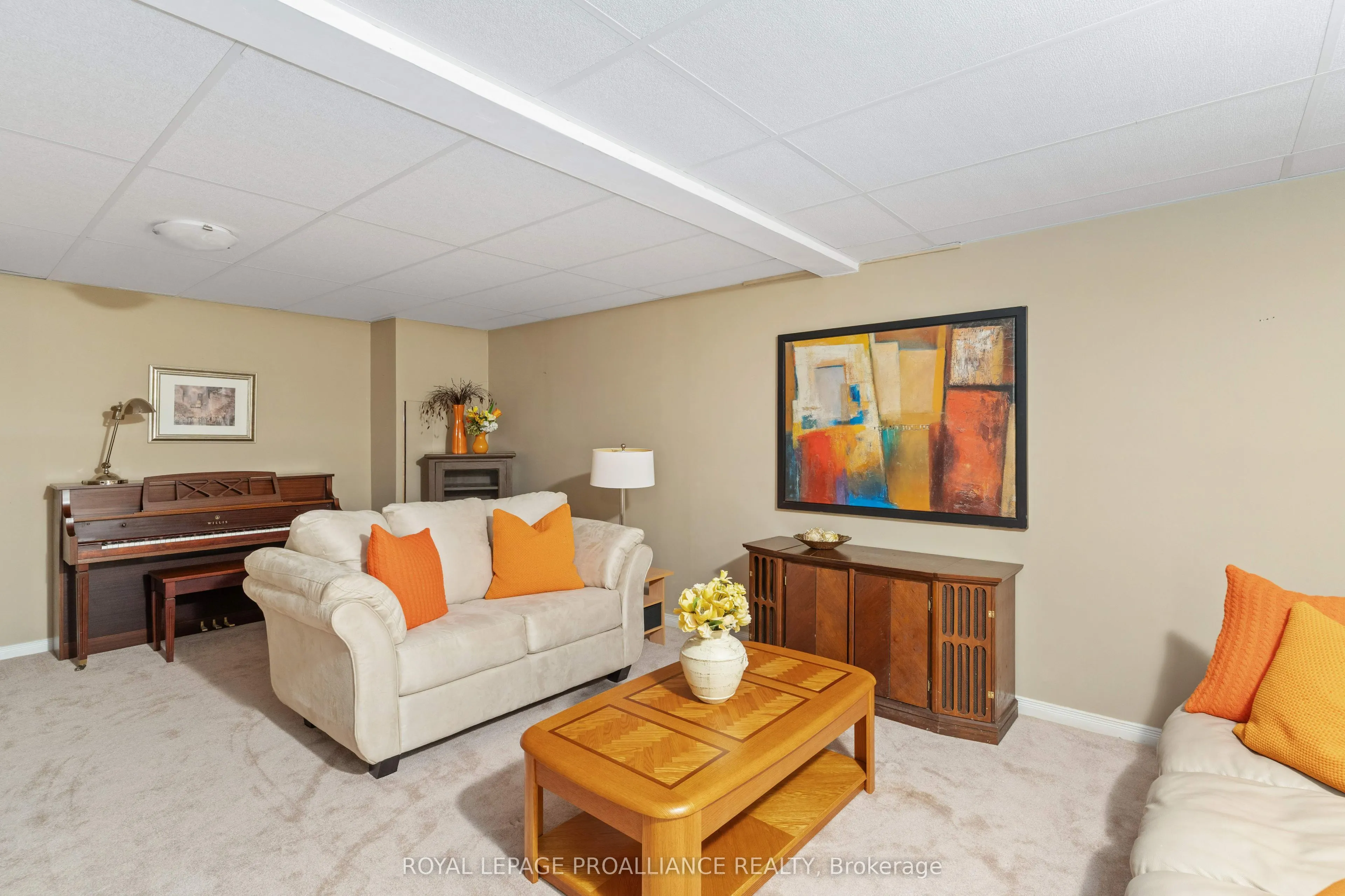 31 Wimot Young Place