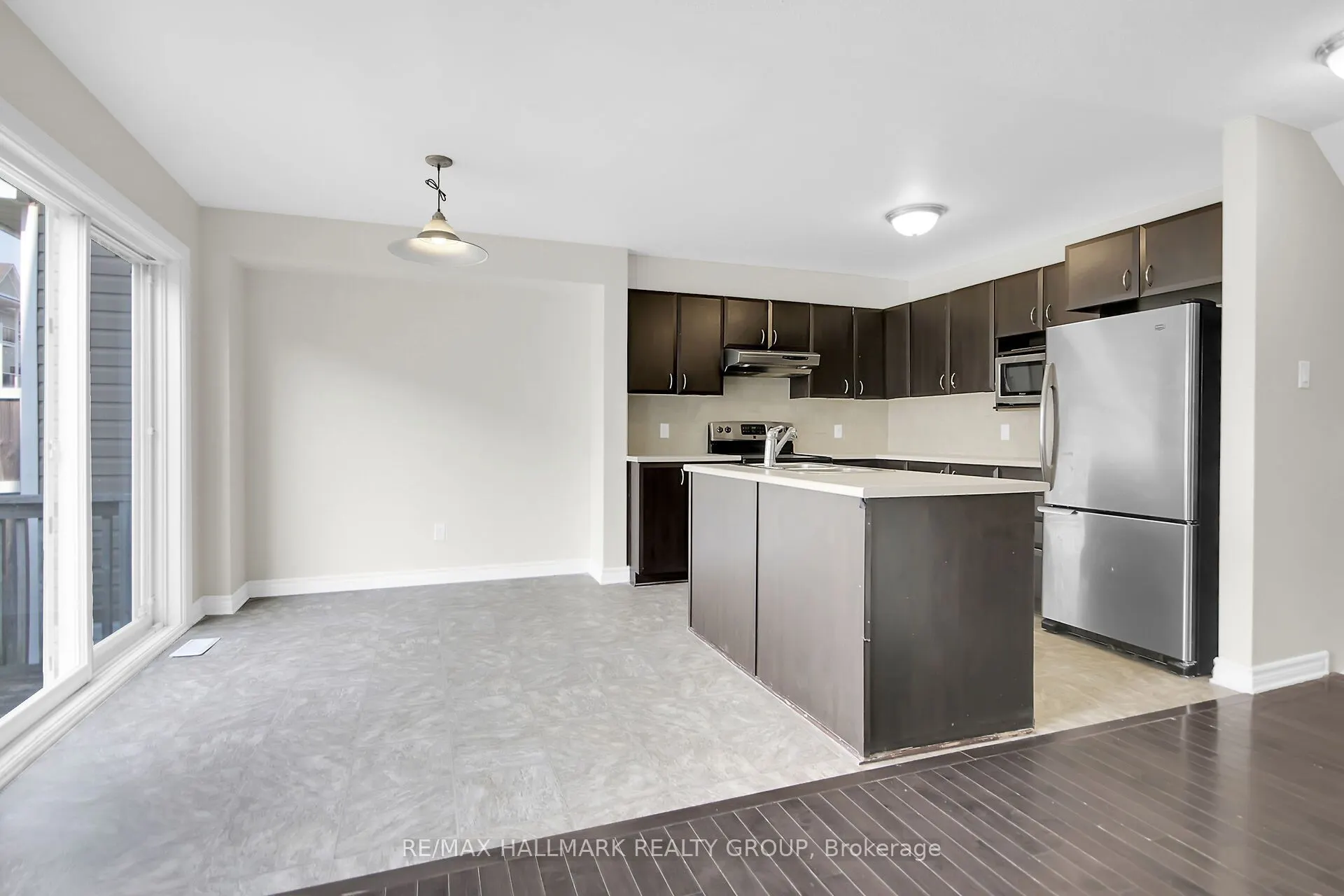 418 Temiskaming Crescent