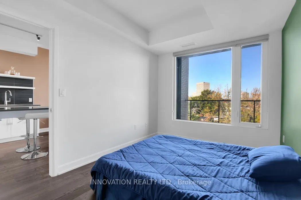 10 Rosemount Avenue, #410