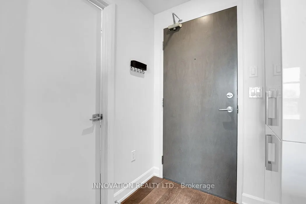 10 Rosemount Avenue, #410