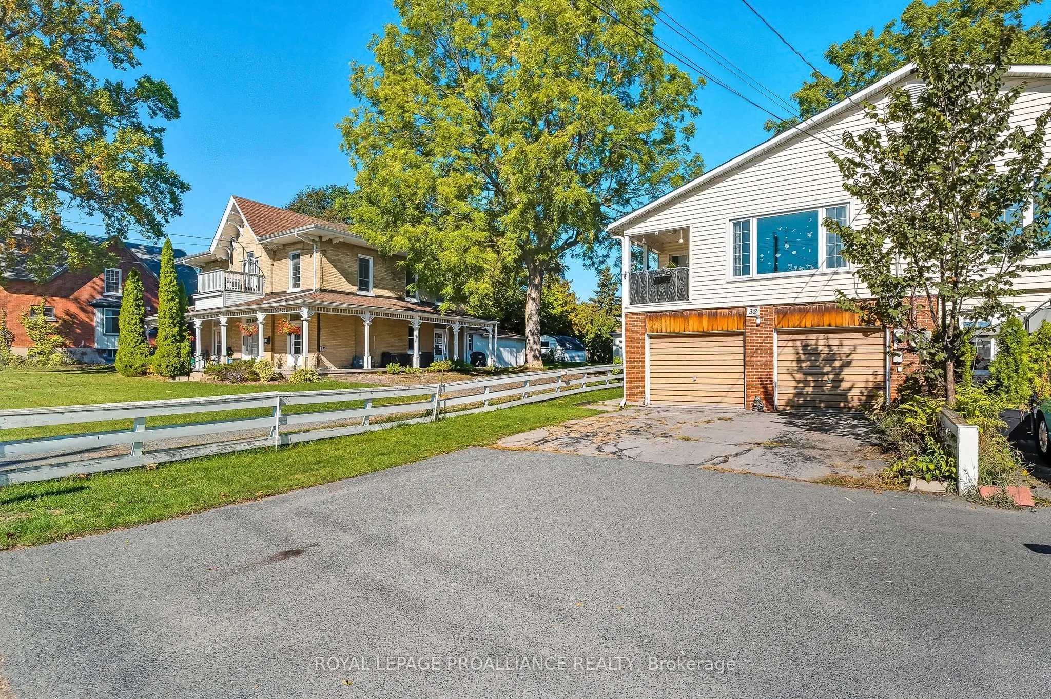 32 James Street W