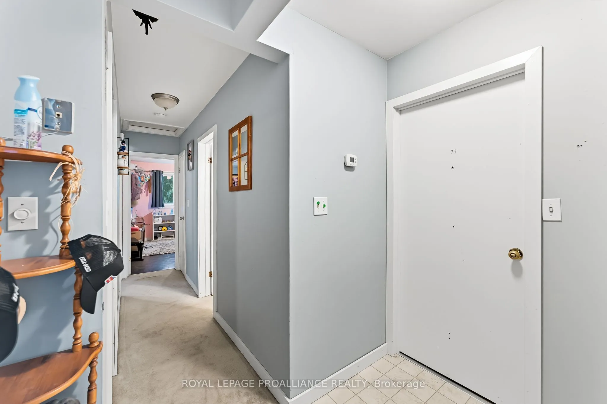 32 James Street W