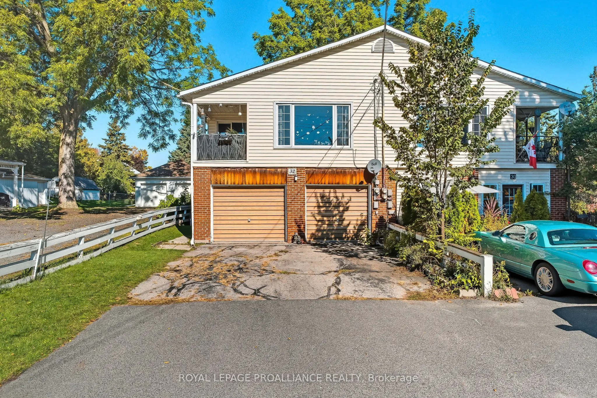 32 James Street W