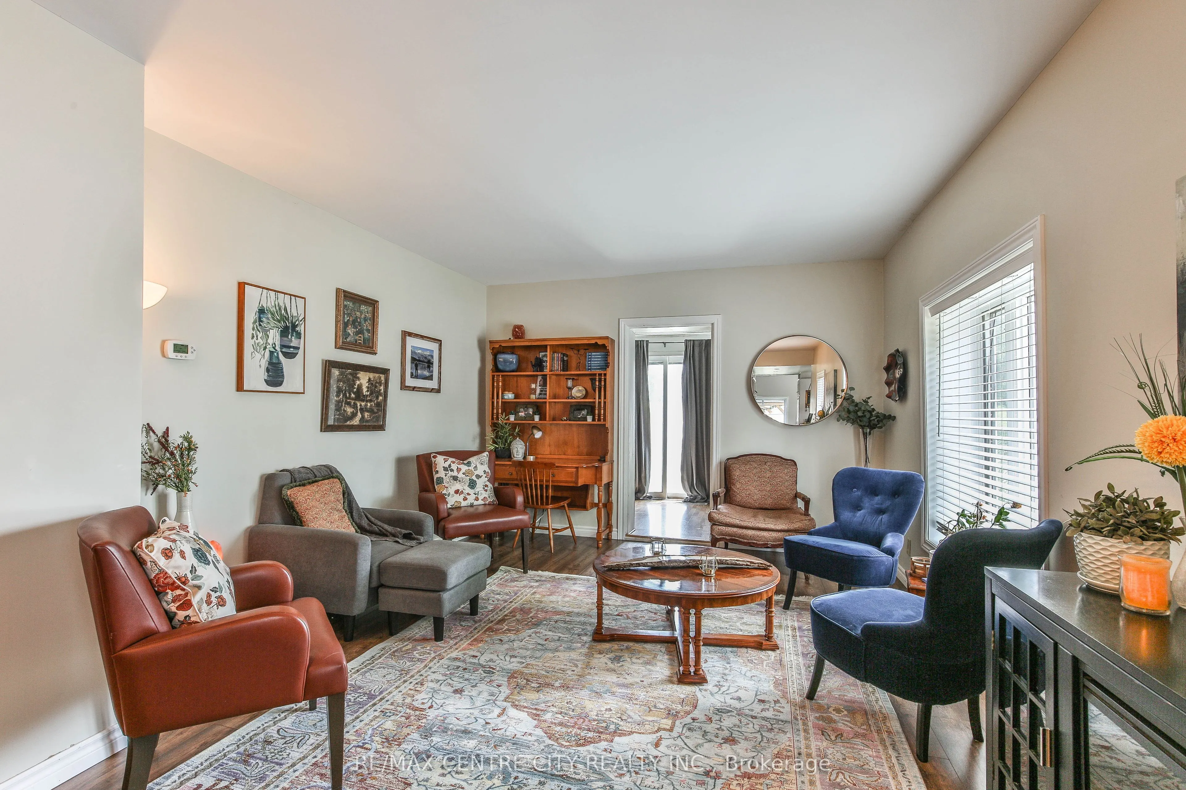 13 Potters Road N
